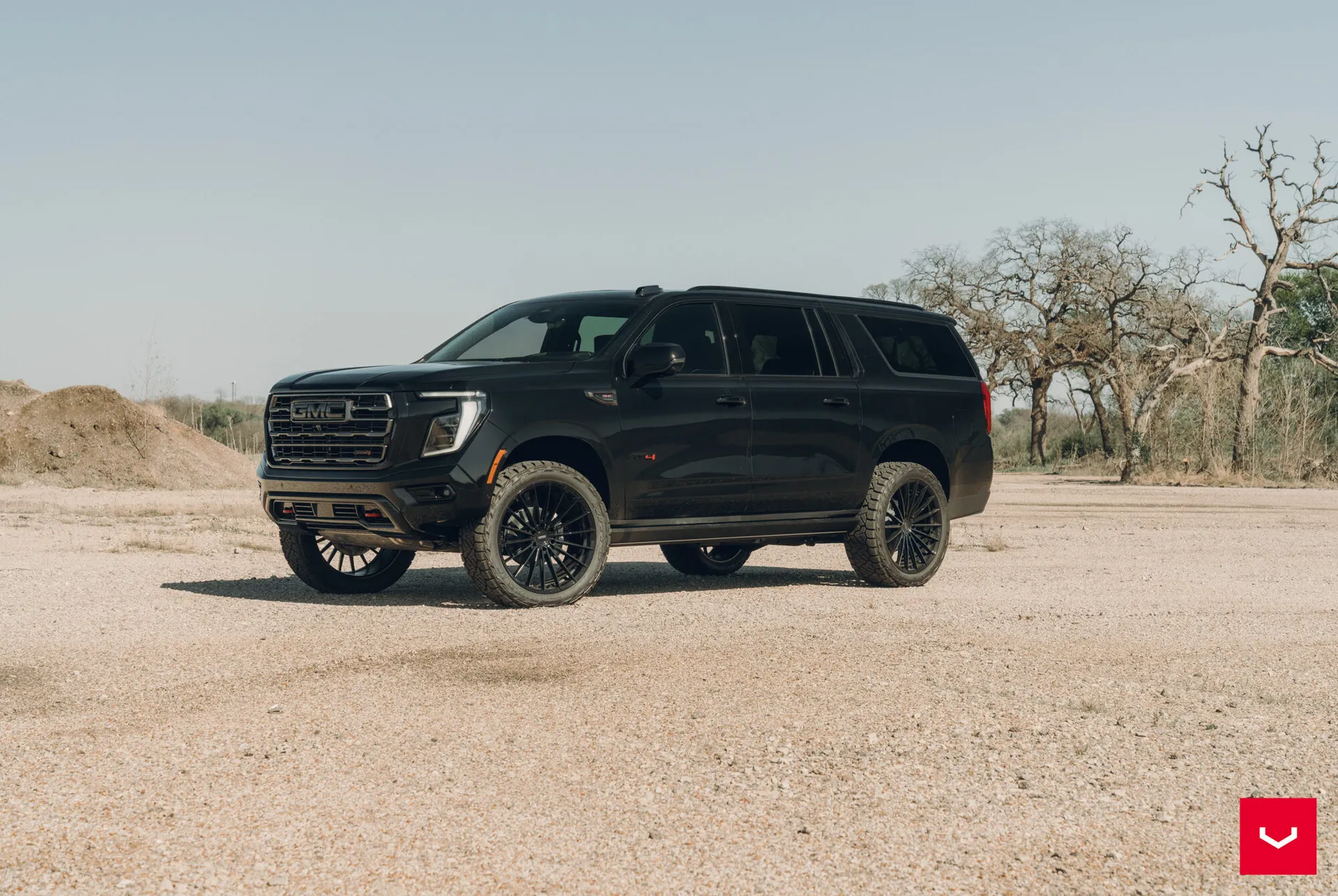 GMC Yukon, 4