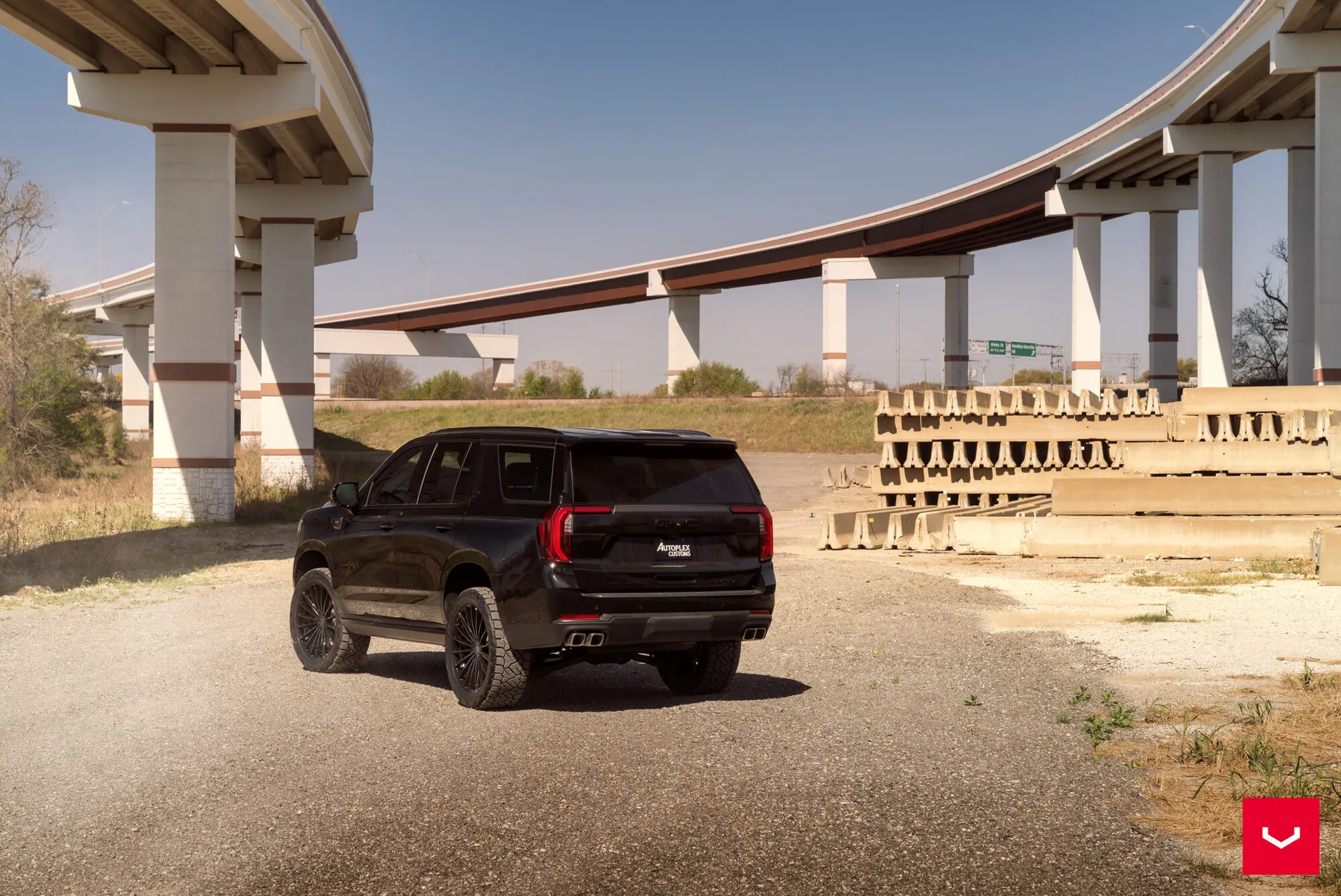 Chevrolet Tahoe, 12