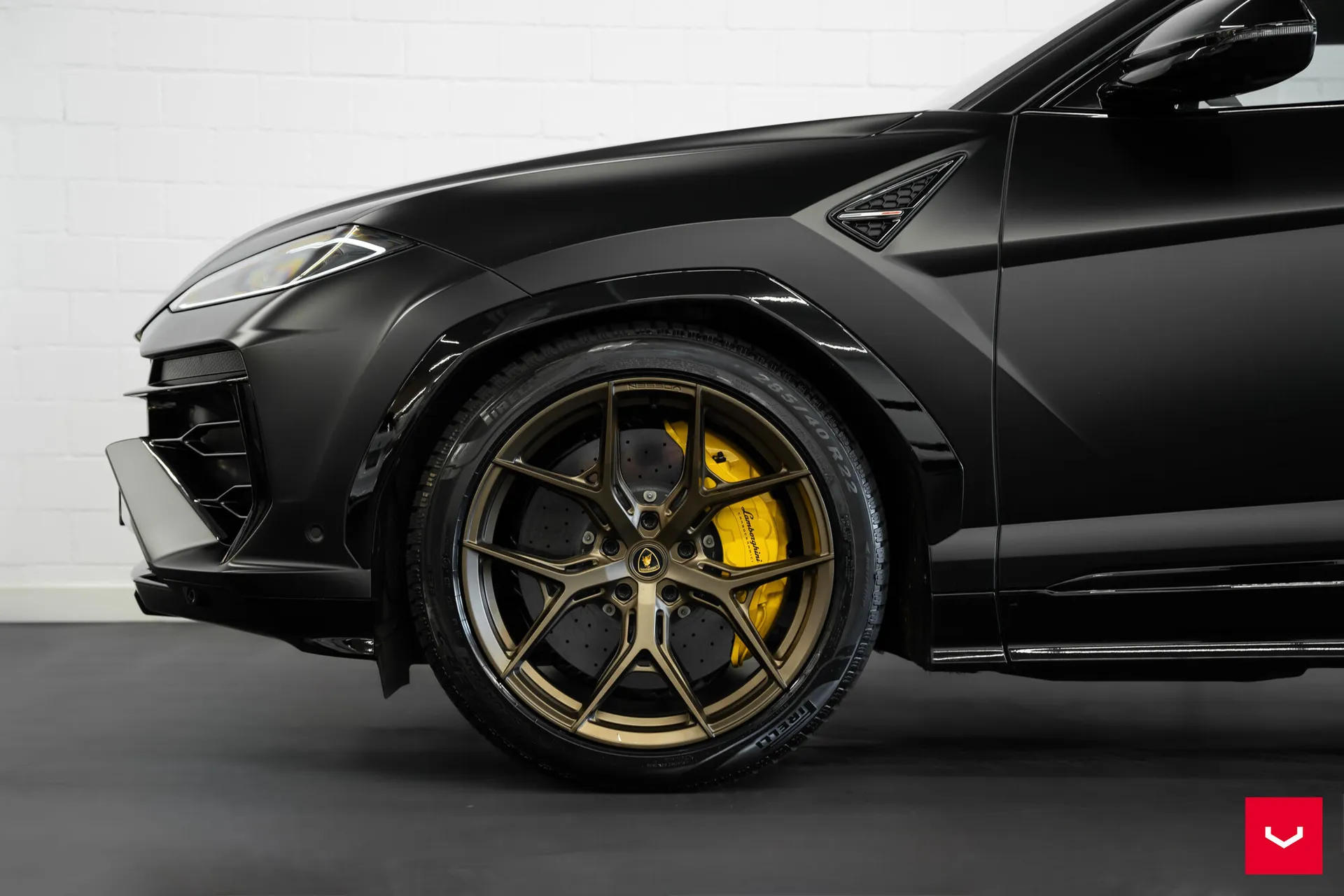 Lamborghini Urus, 3