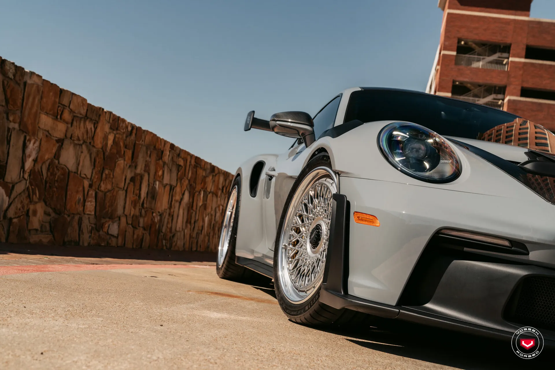 Porsche 992, 20