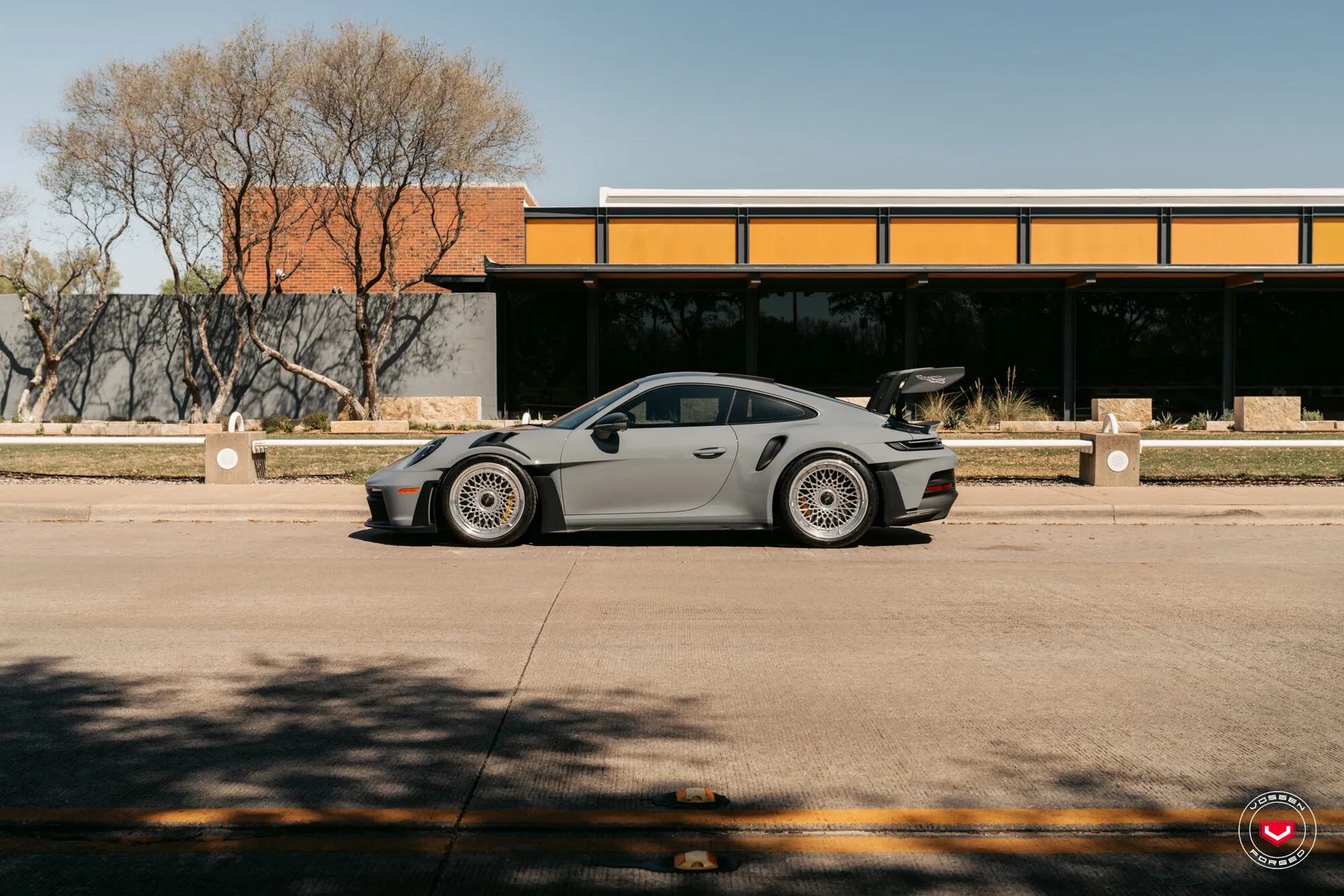 Porsche 992, 15