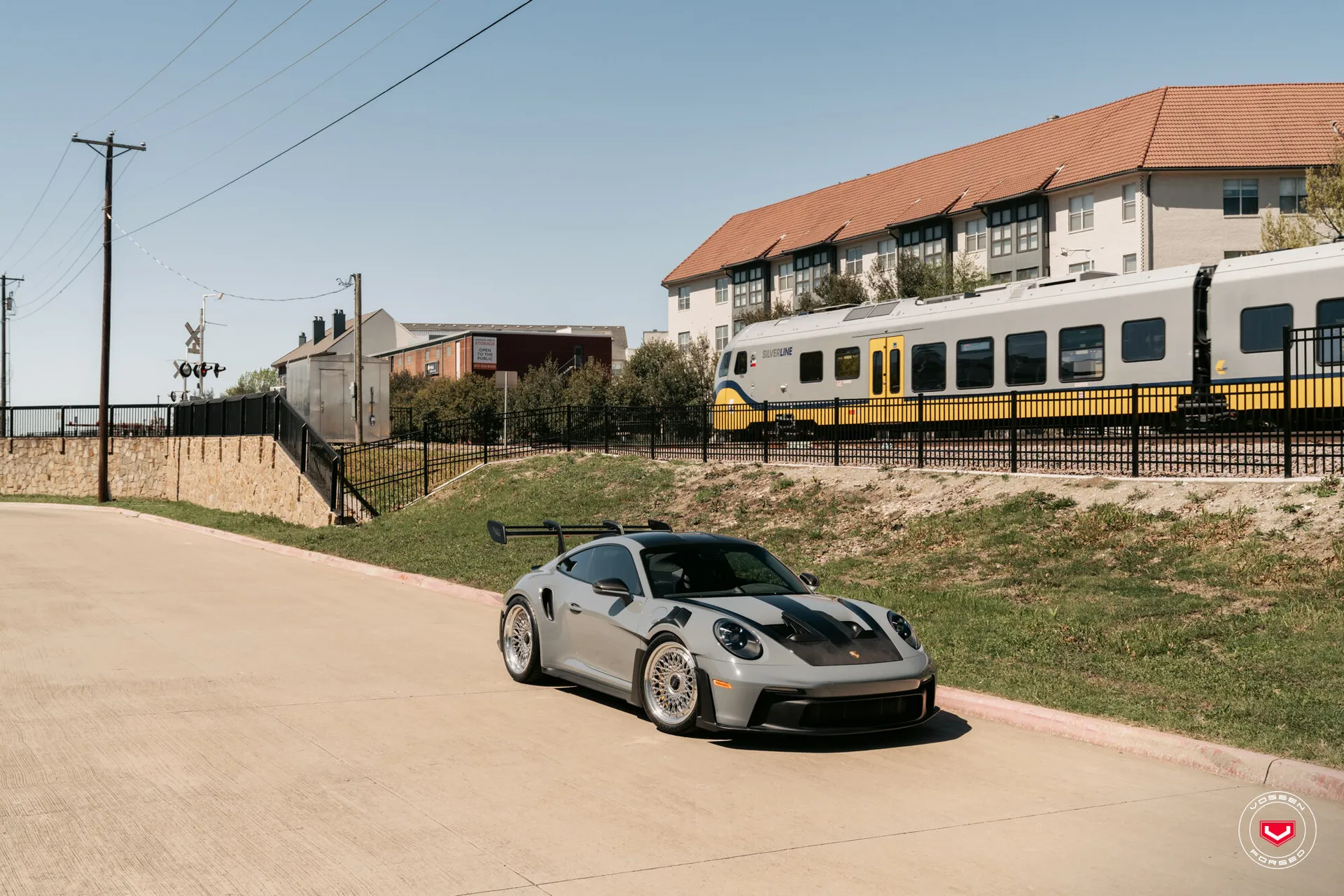 Porsche 992, 5