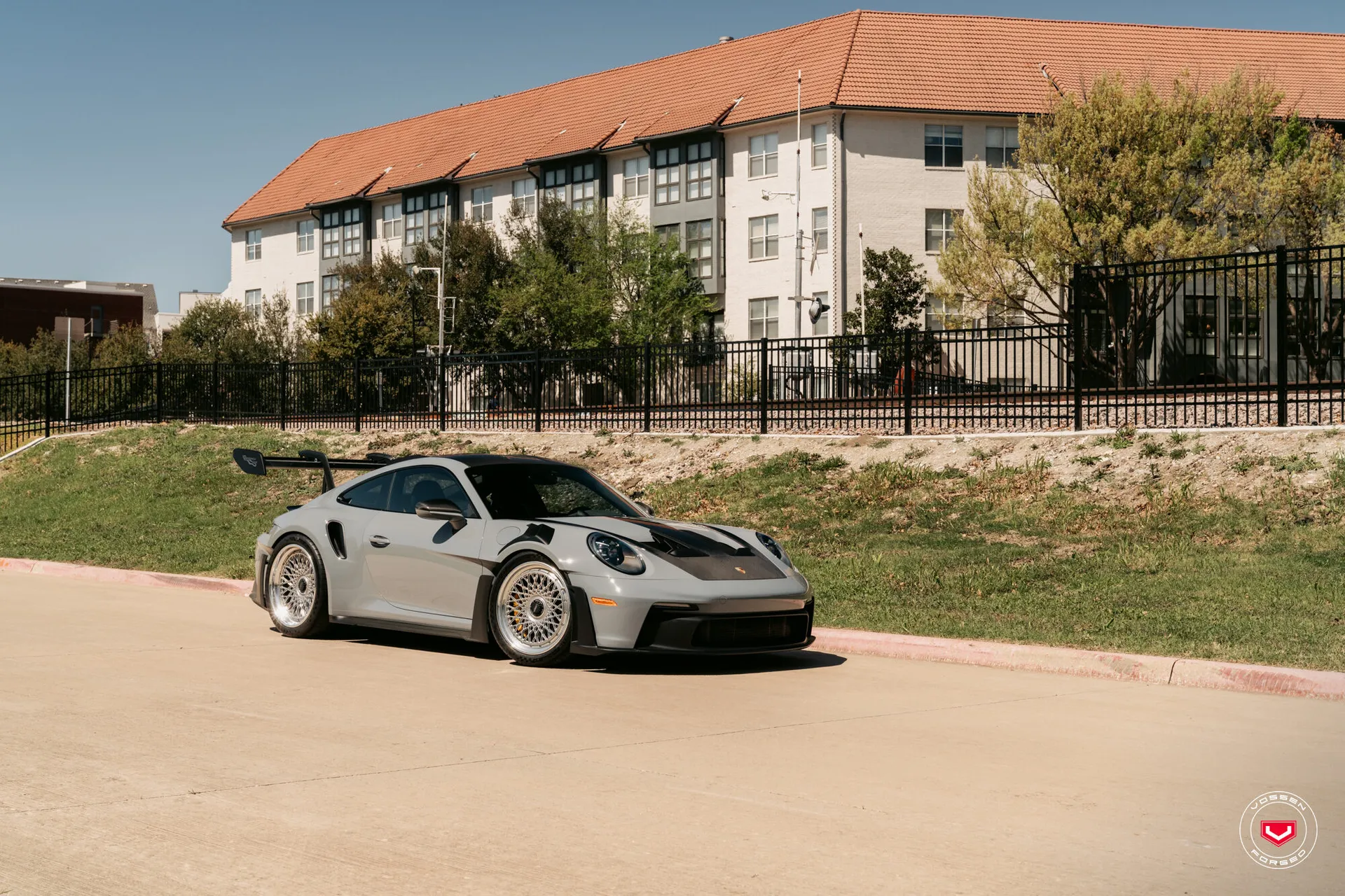Porsche 992, 1