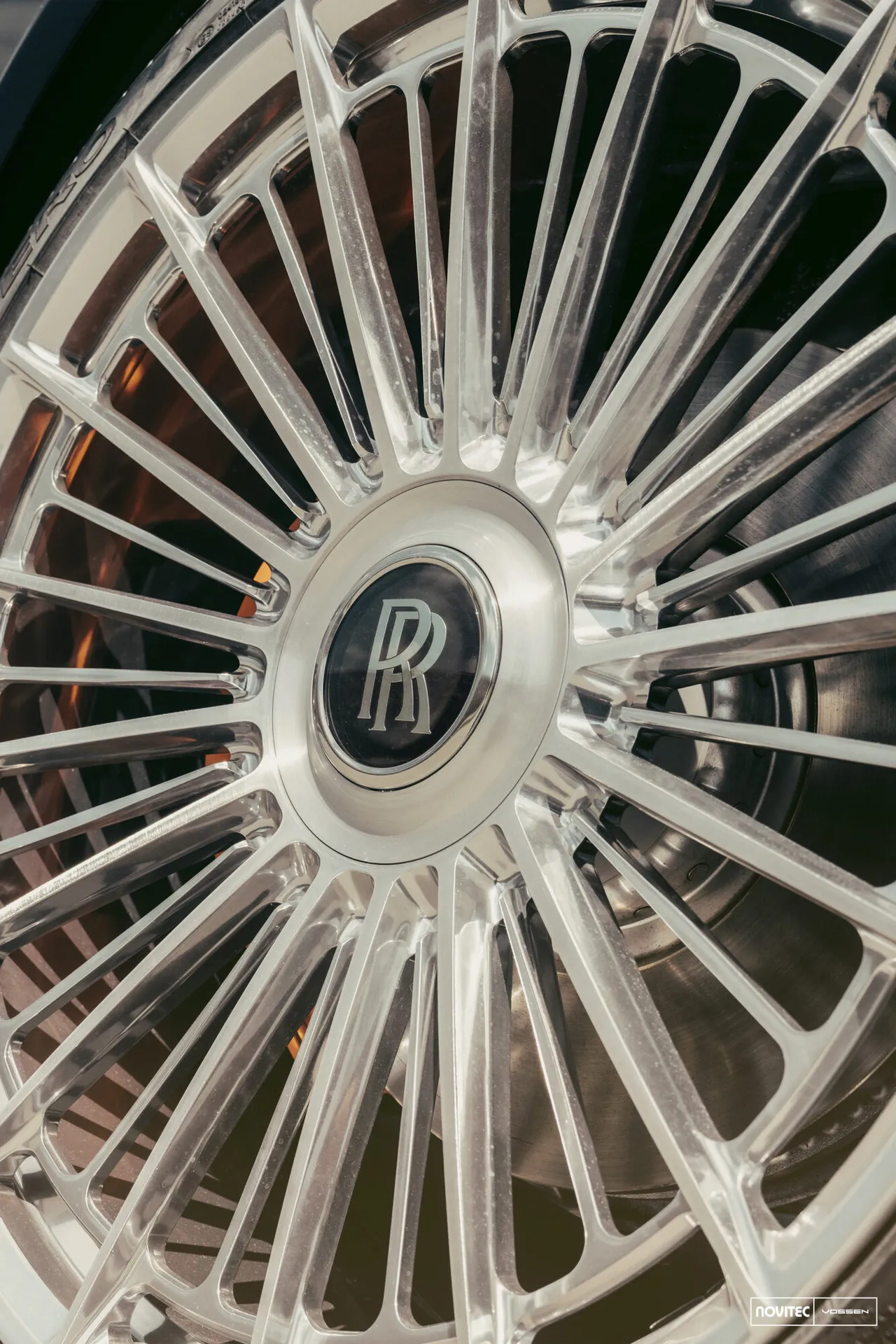 Rolls Royce Cullinan, 19