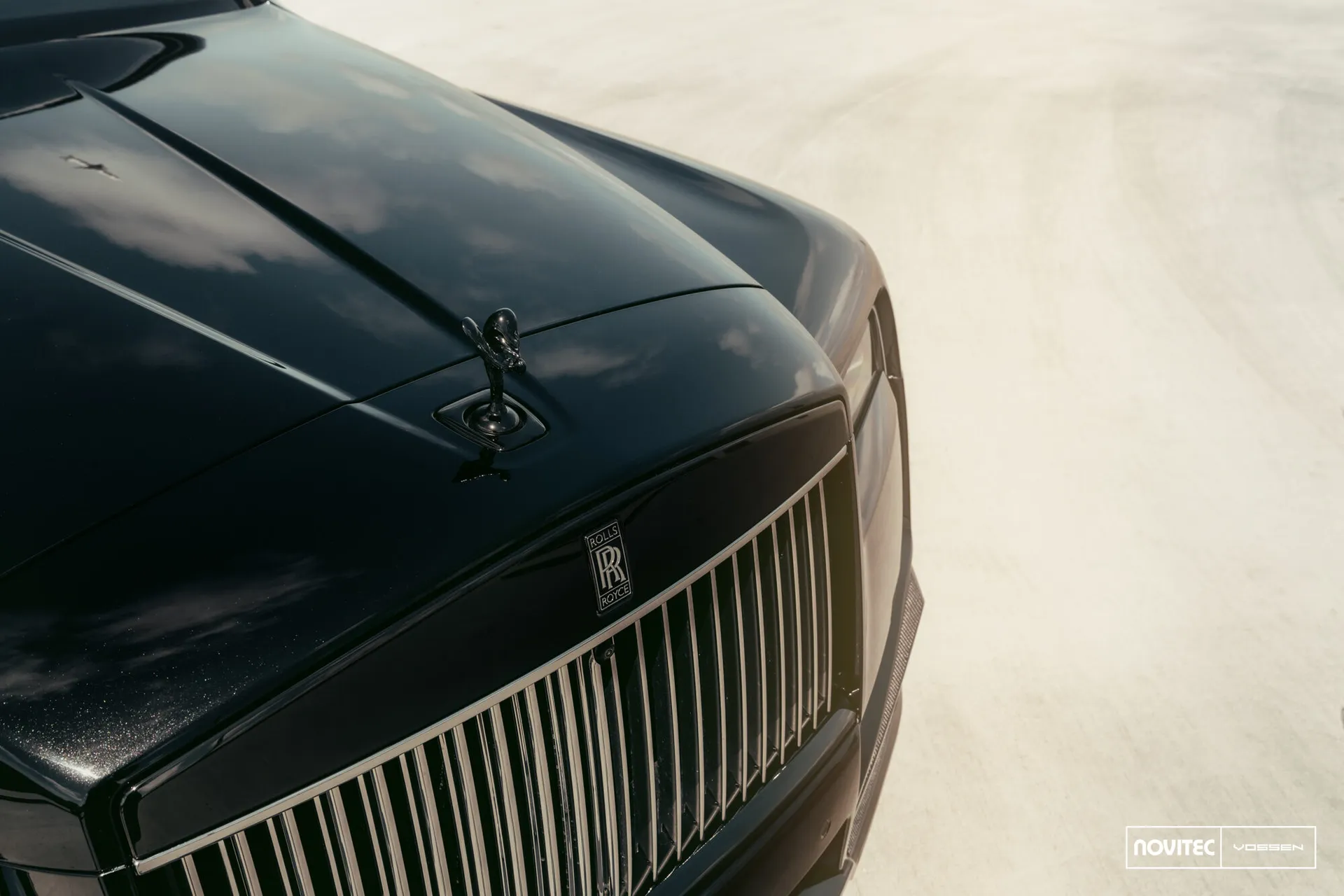 Rolls Royce Cullinan, 9