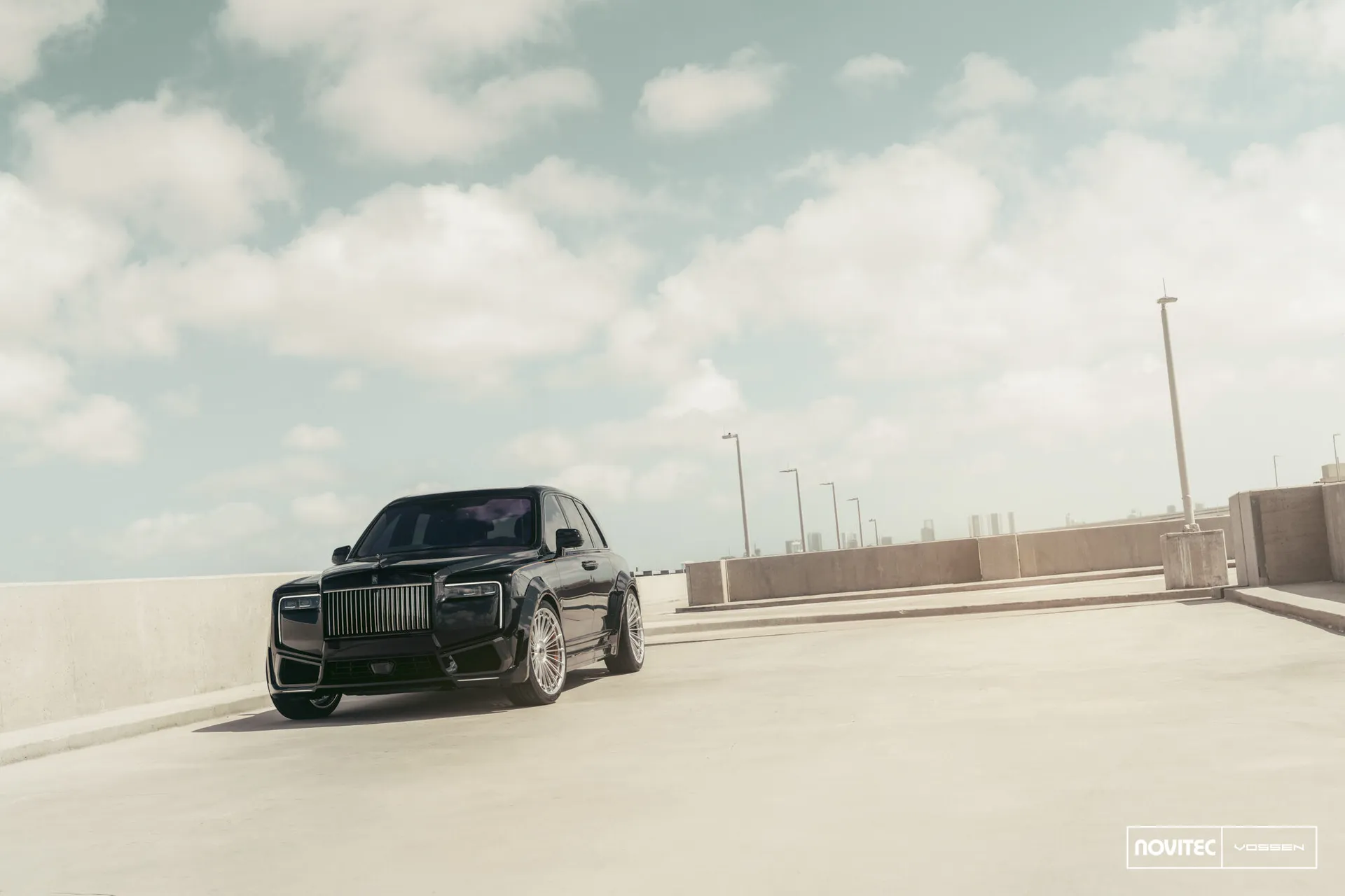Rolls Royce Cullinan, 1