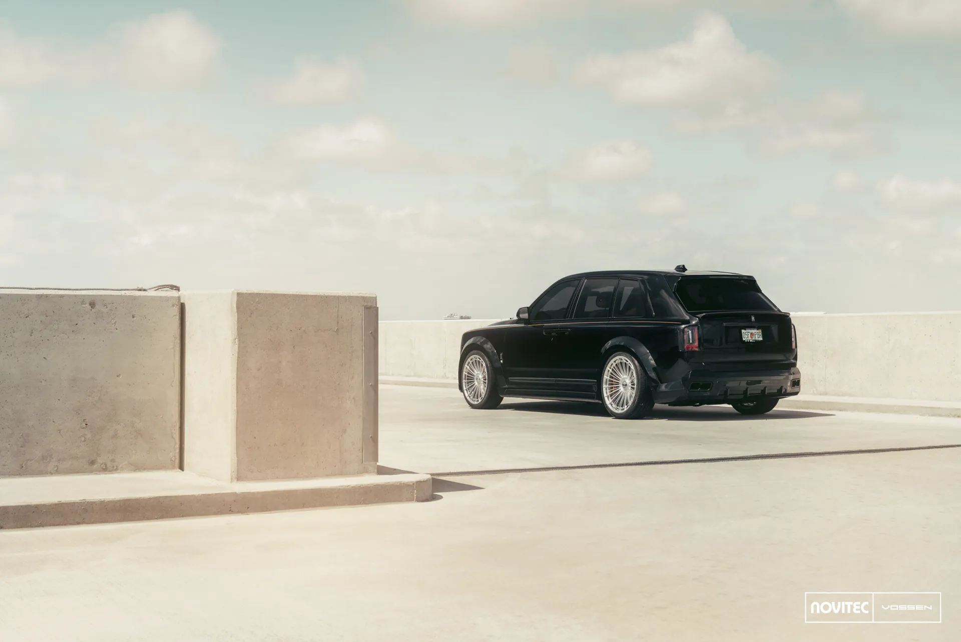 Rolls Royce Cullinan, 6