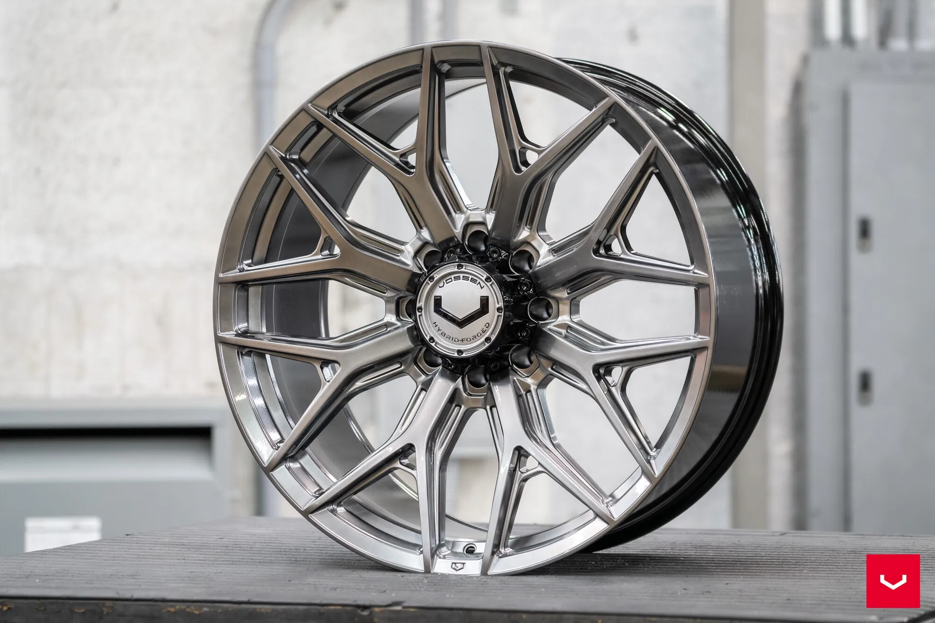 Hyper Gunmetal, 16