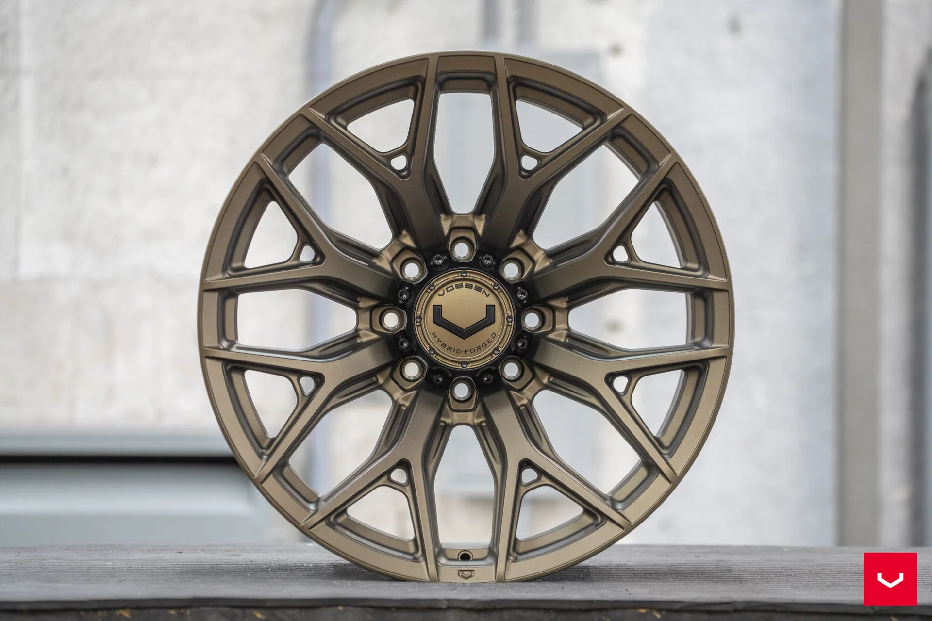 Terra Bronze, 20