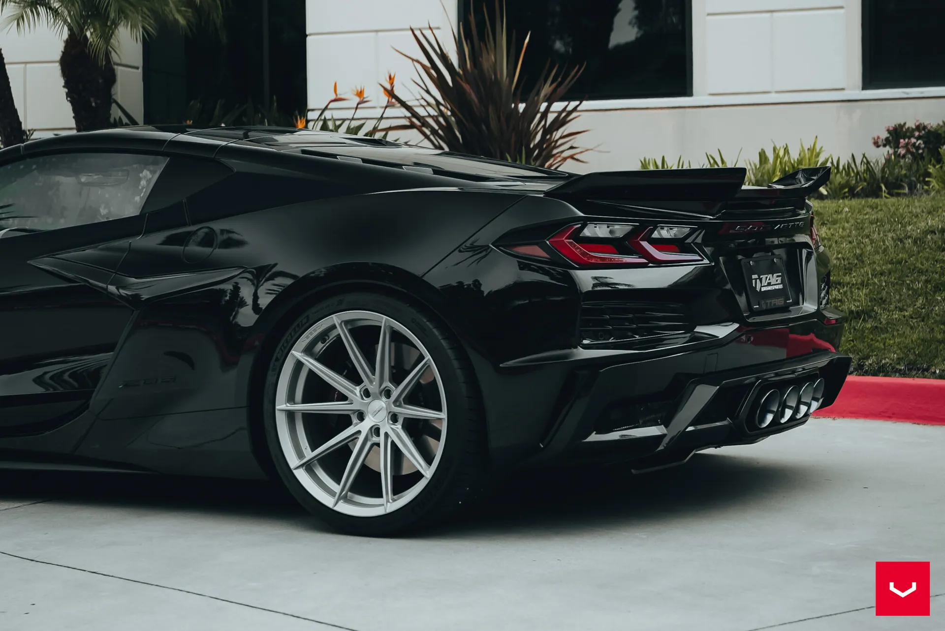 Chevrolet C8 Corvette, 3