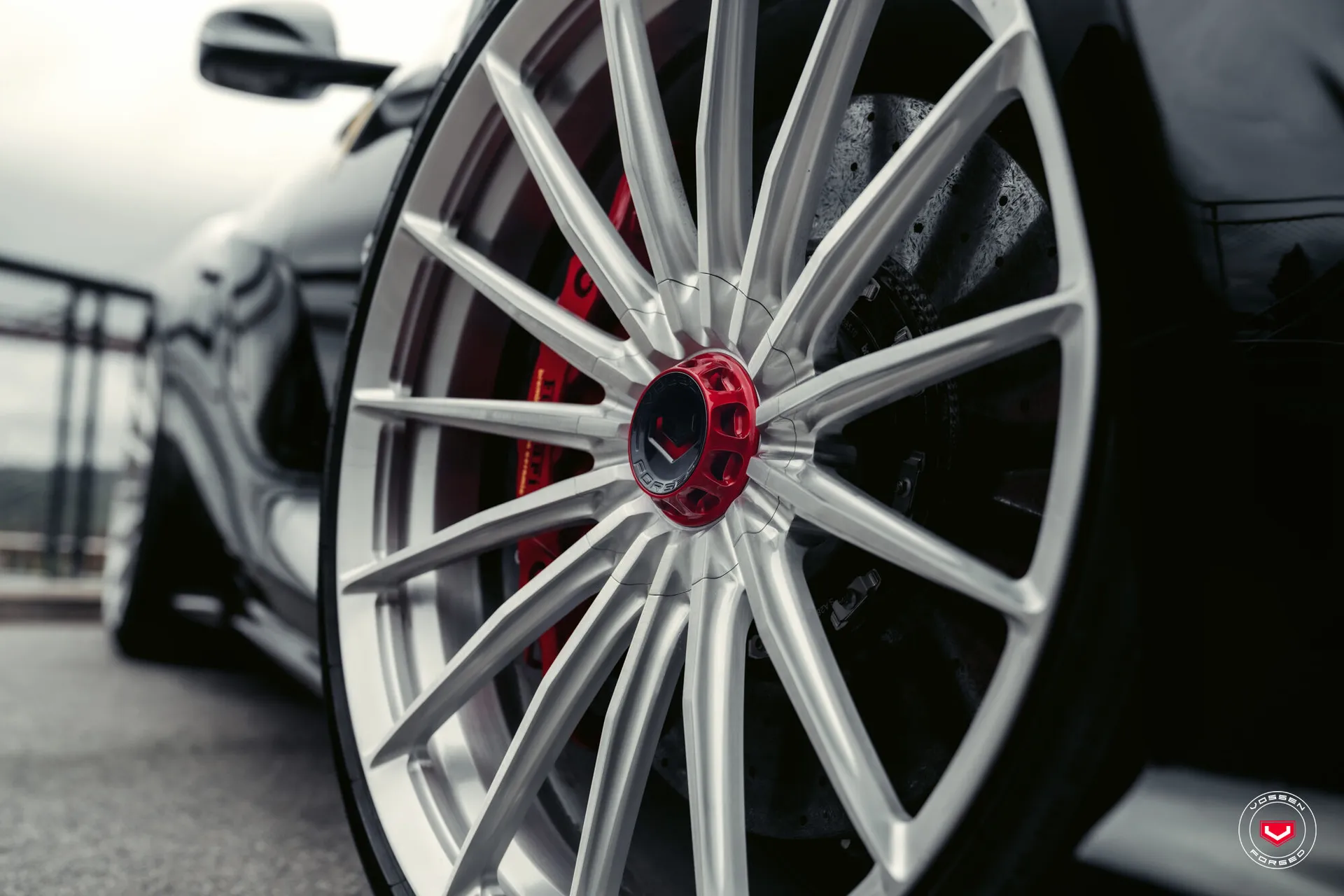 Ferrari 812, 14