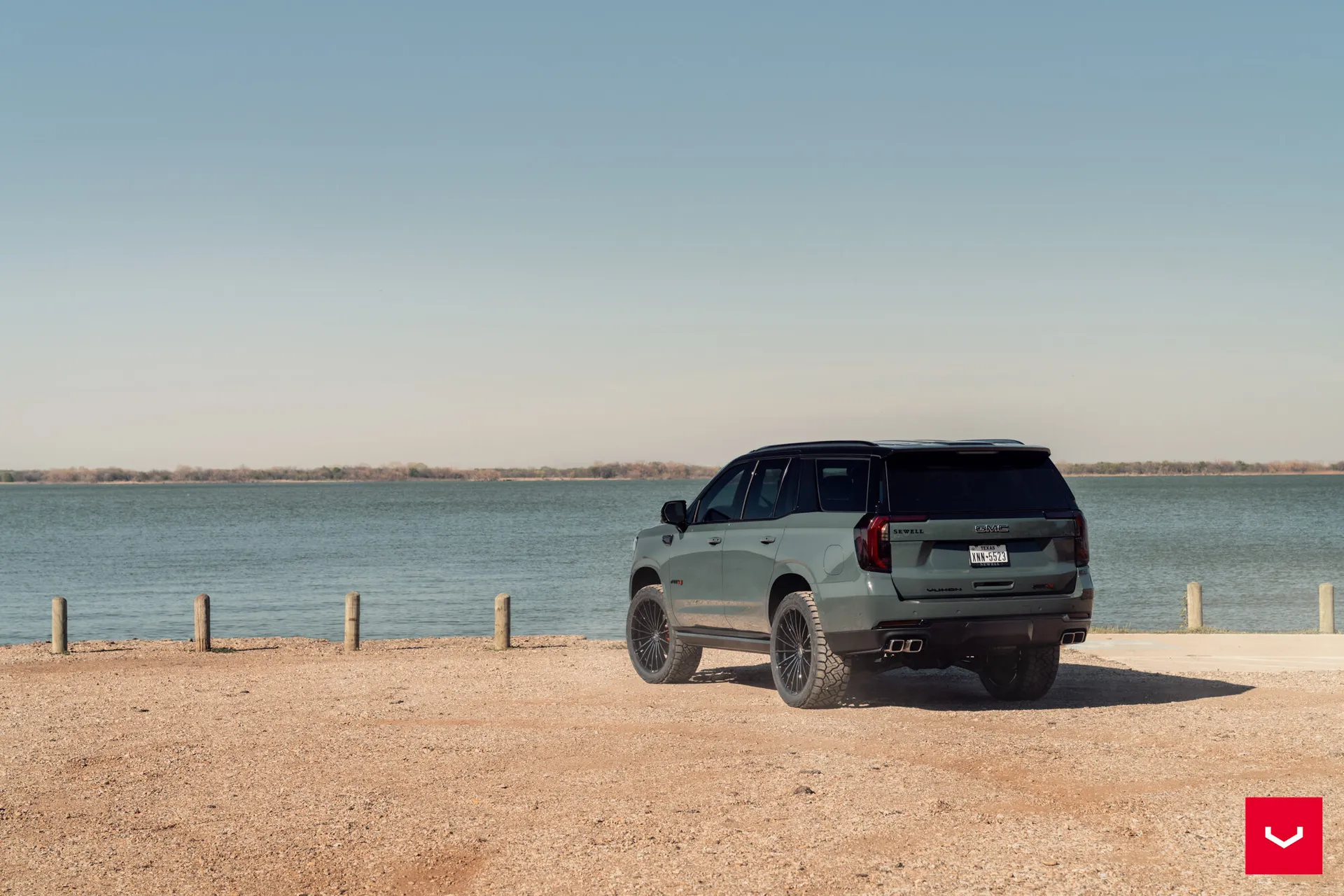GMC Yukon, 8
