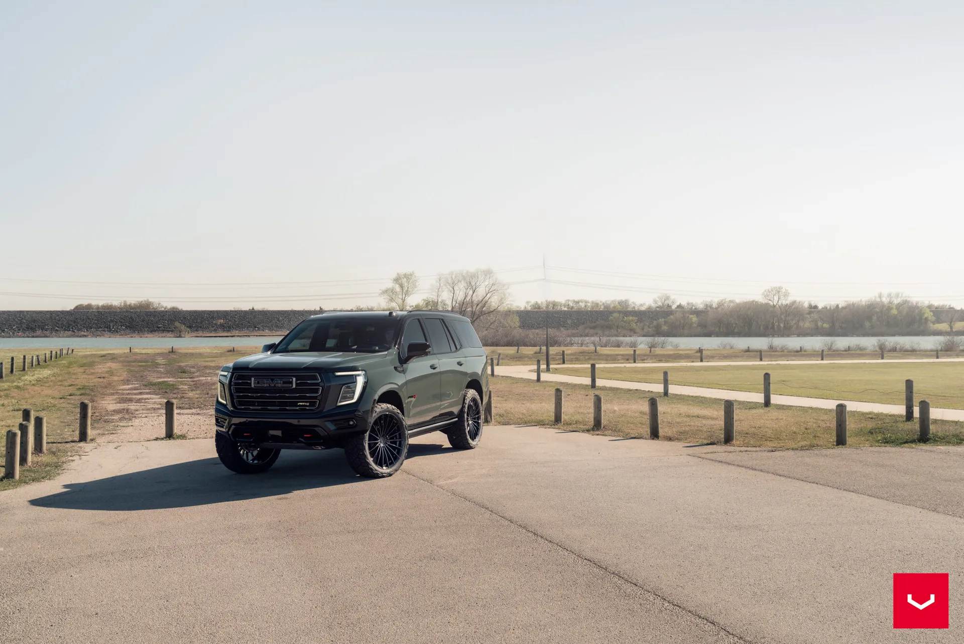 GMC Yukon, 13