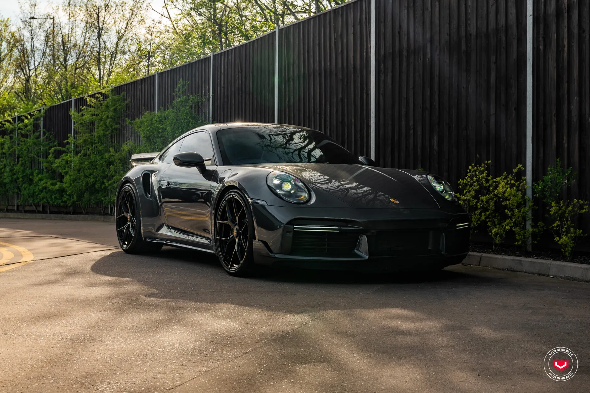 Porsche 992, 16