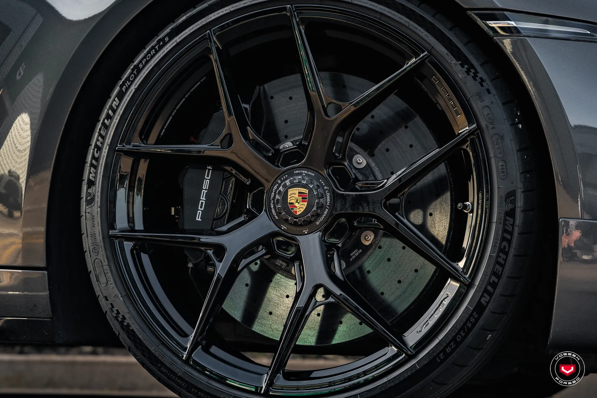 Porsche 992, 9