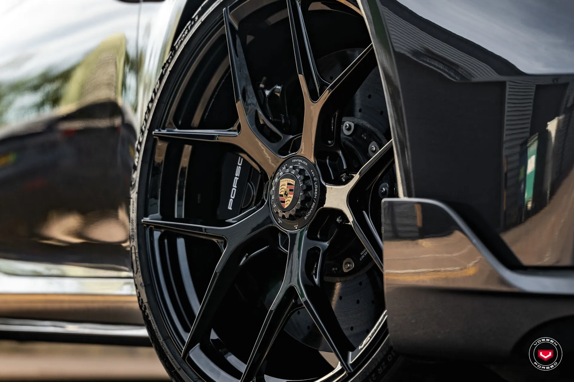Porsche 992, 5