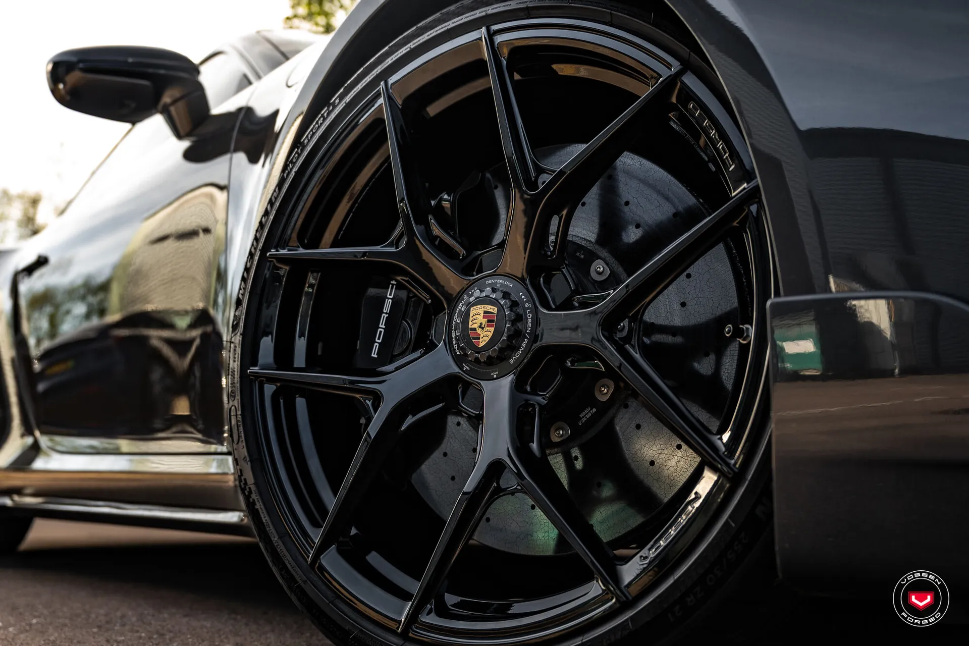 Porsche 992, 3