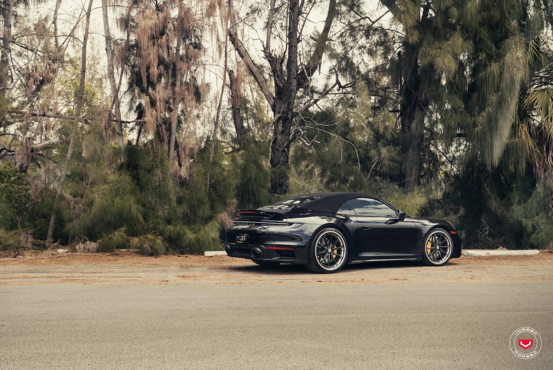 Porsche 992, 6