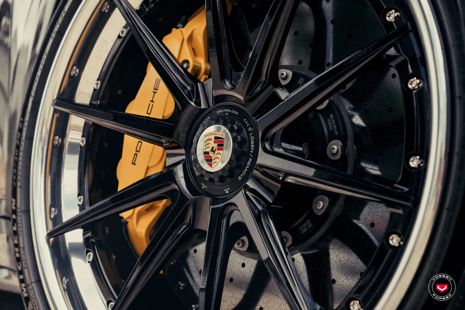Porsche 992, 3