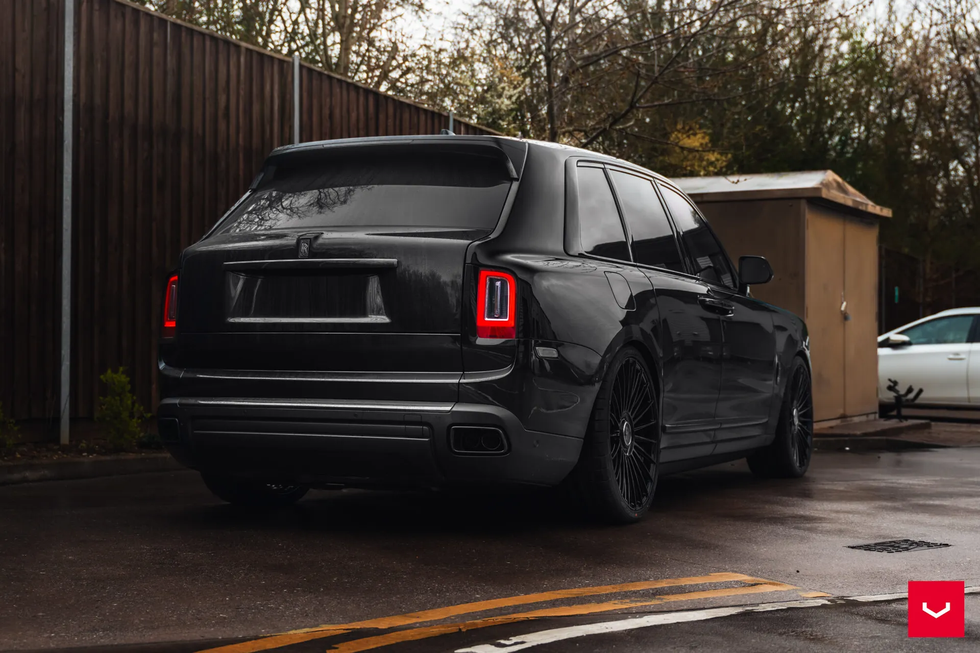 Rolls Royce Cullinan, 5