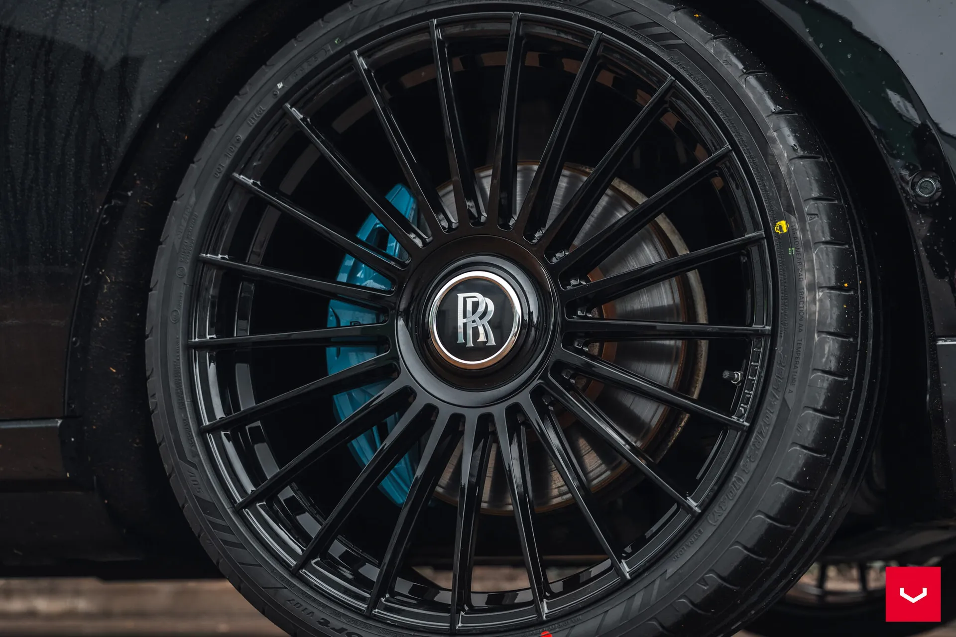 Rolls Royce Cullinan, 9