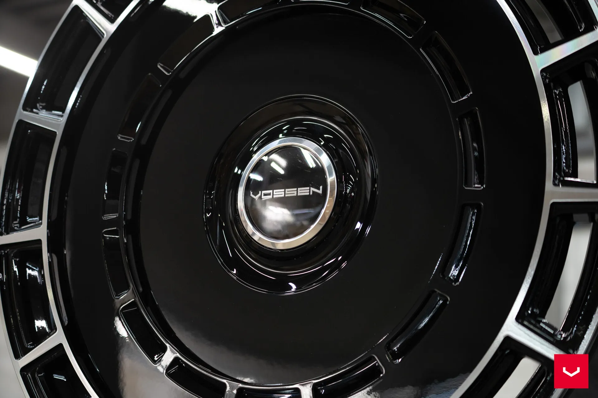 Gloss Black Polished, 3