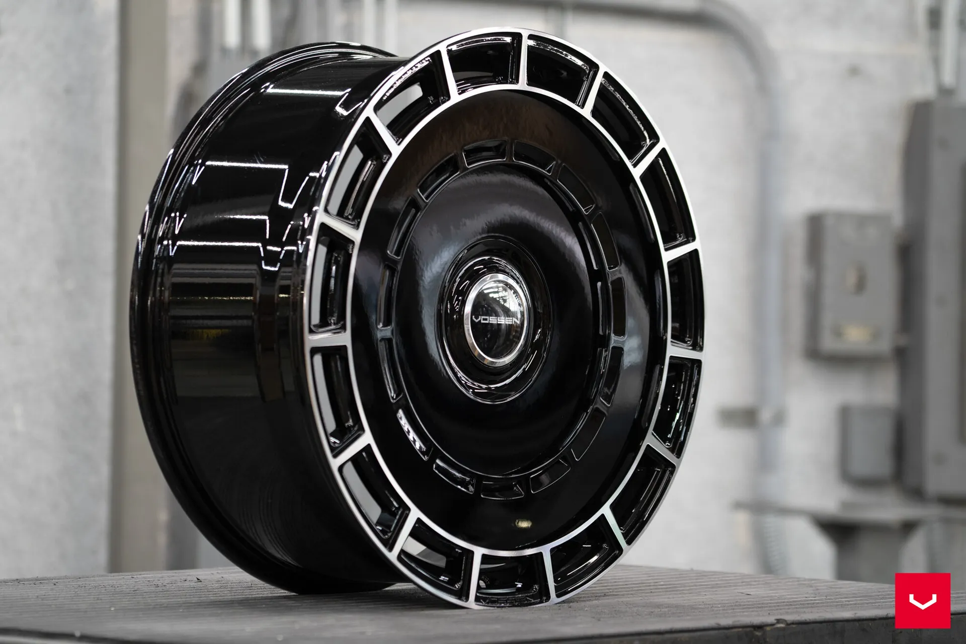 Gloss Black Polished, 9