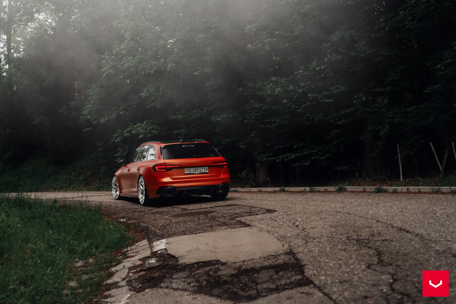 Audi A4 / S4 / RS4, 9