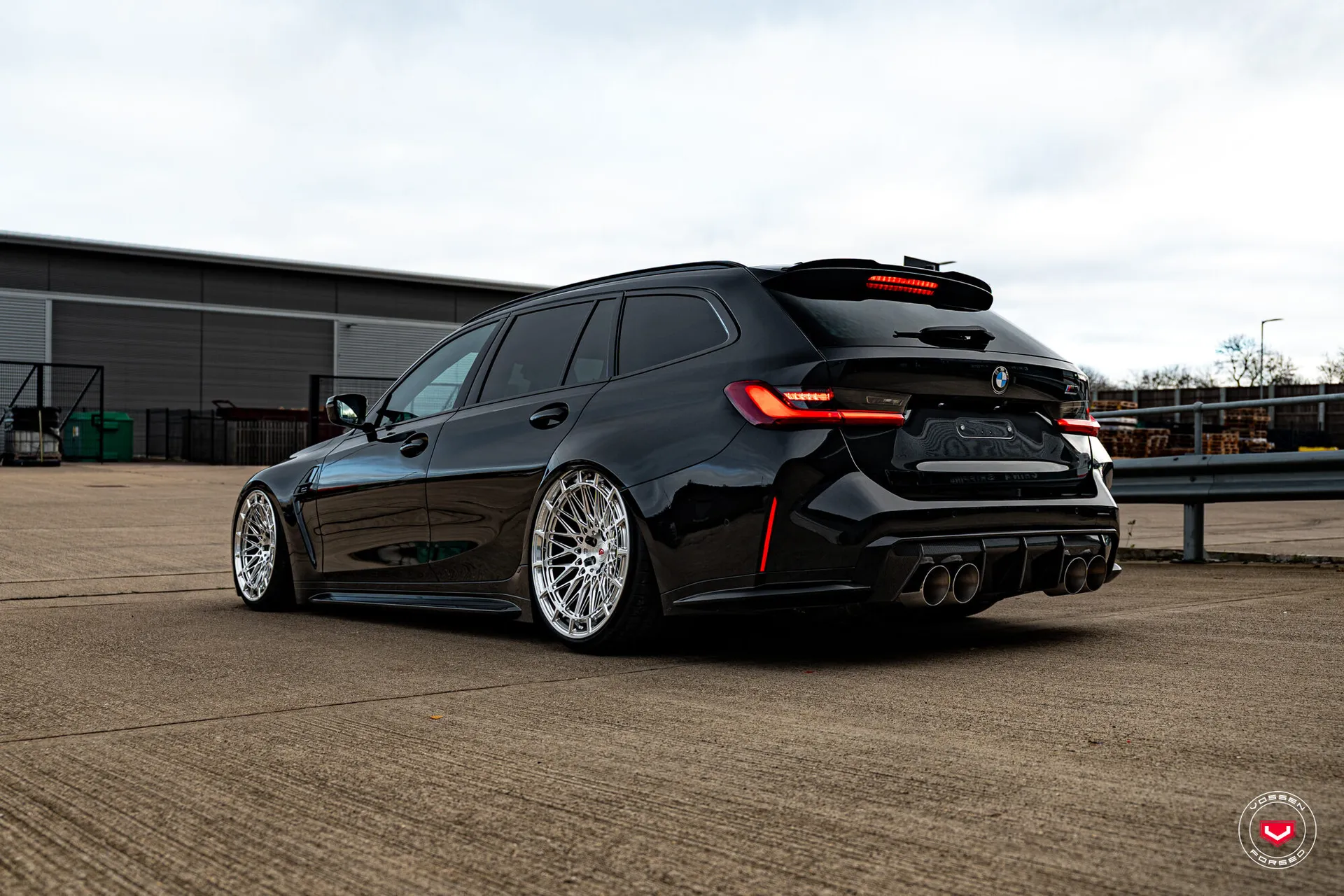 BMW 3 Series / M3, 1