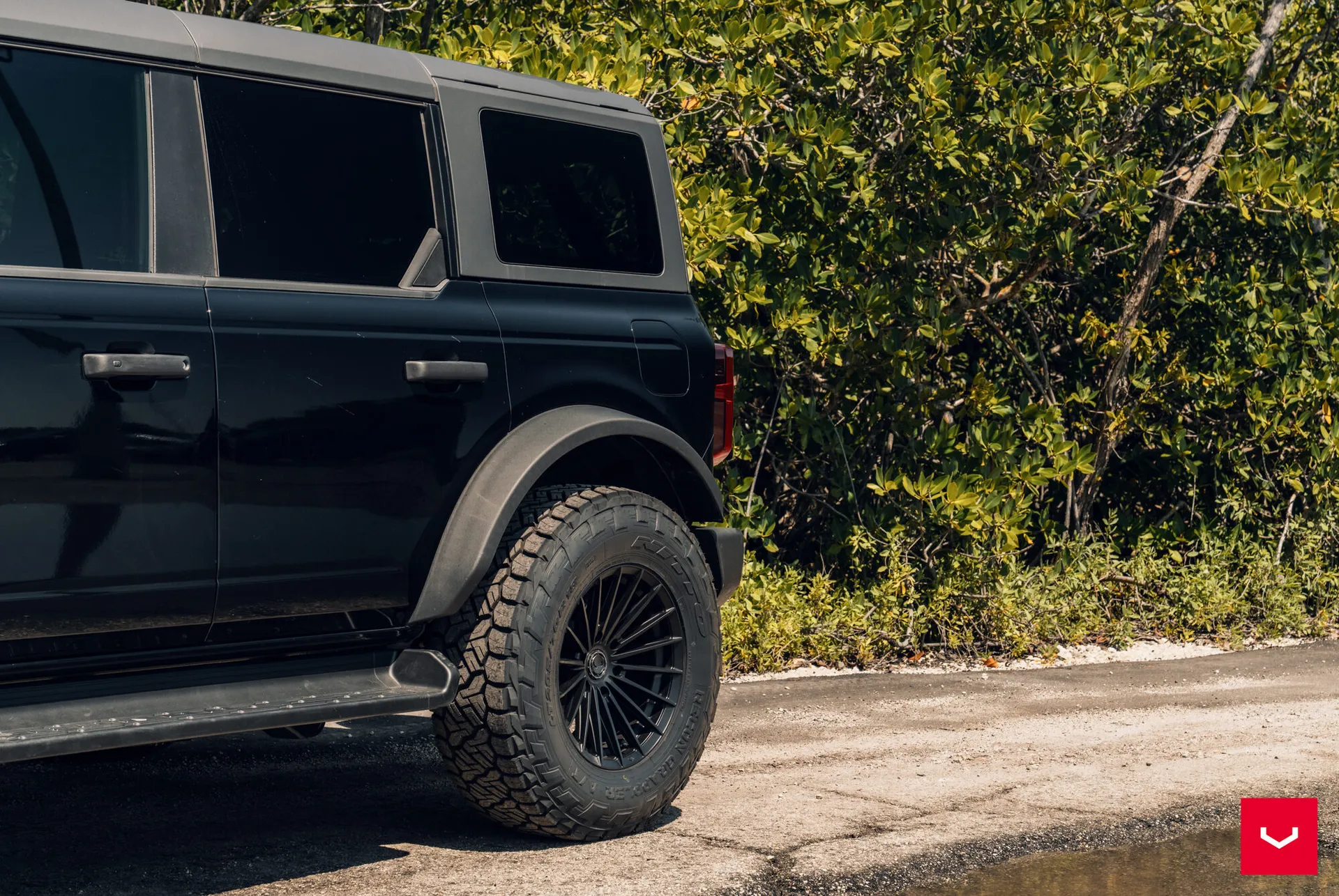 Ford Bronco, 8