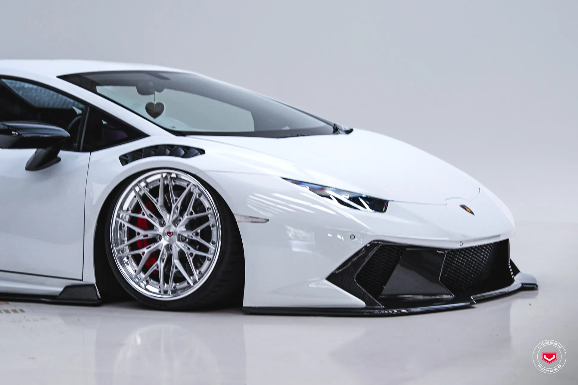 Lamborghini Huracan, 4