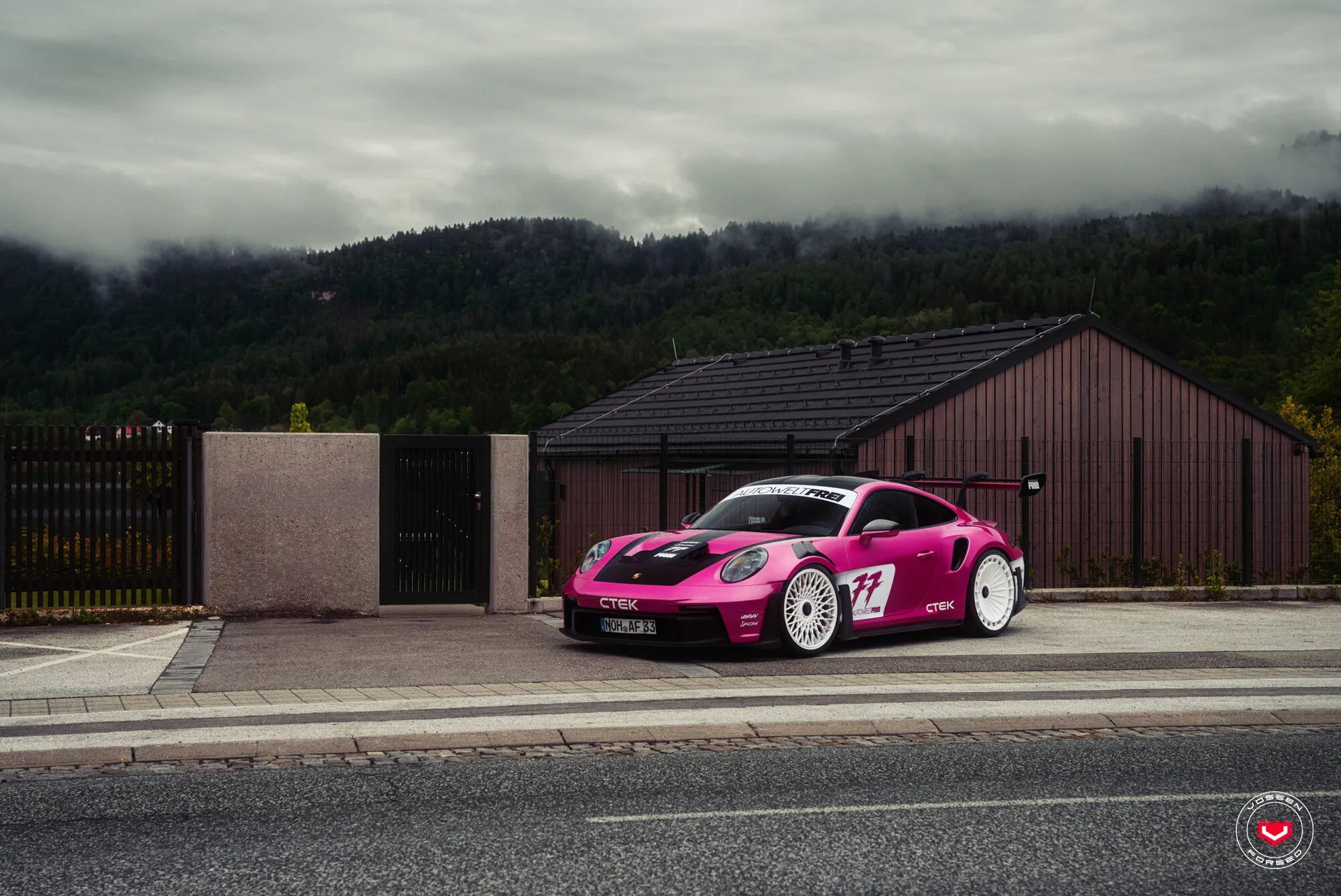 Porsche 992, 1