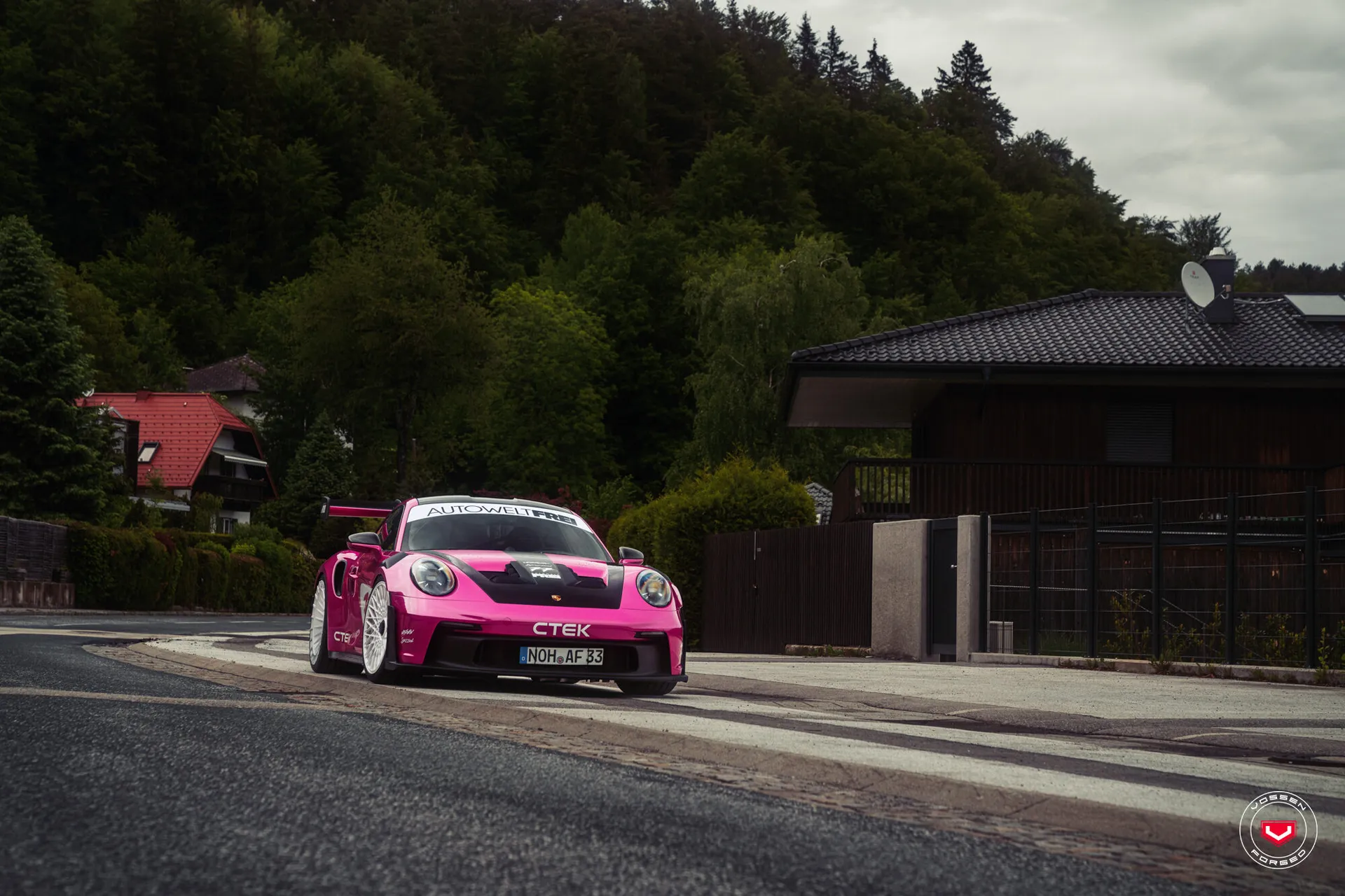 Porsche 992, 9