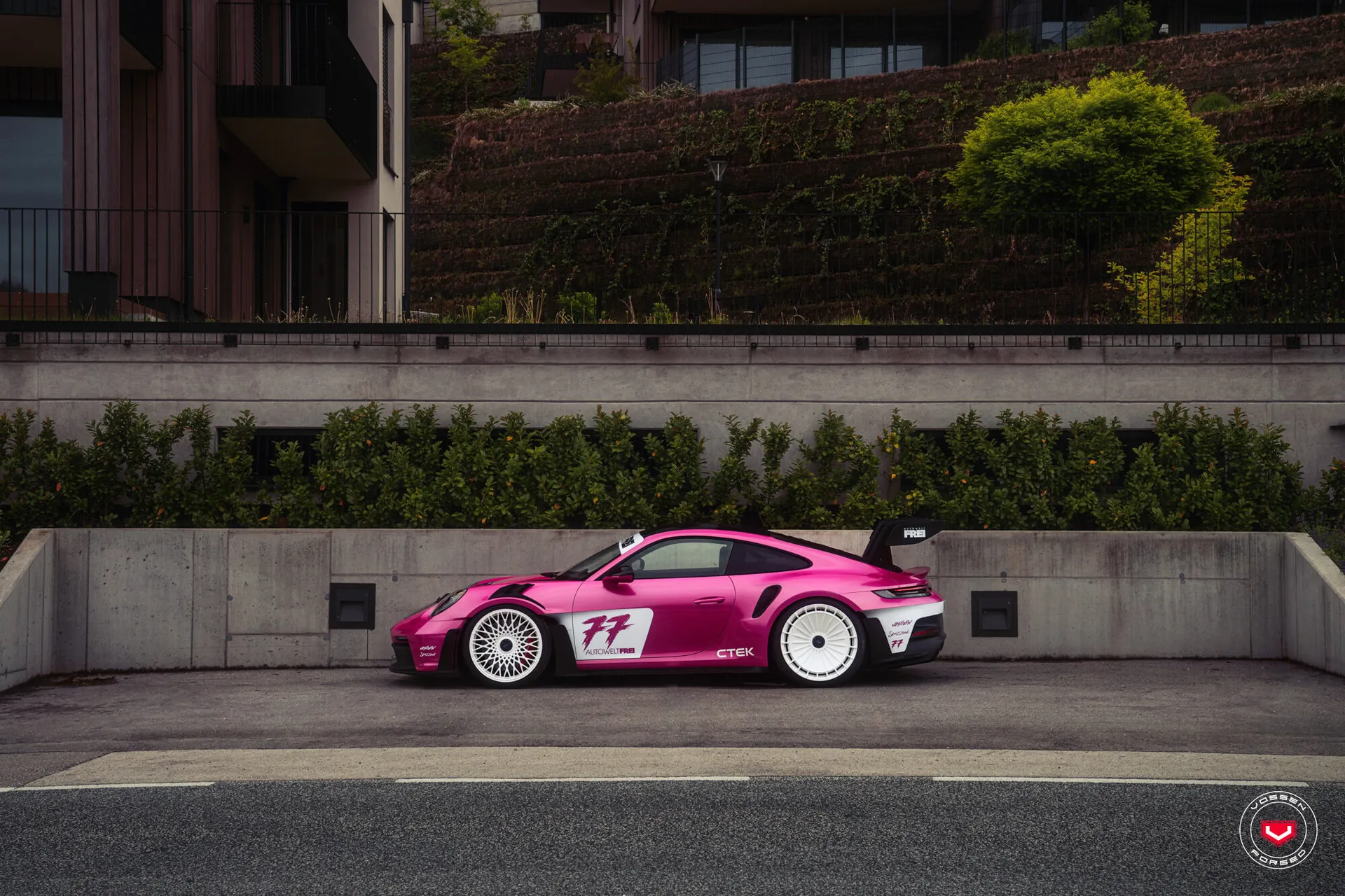 Porsche 992, 2