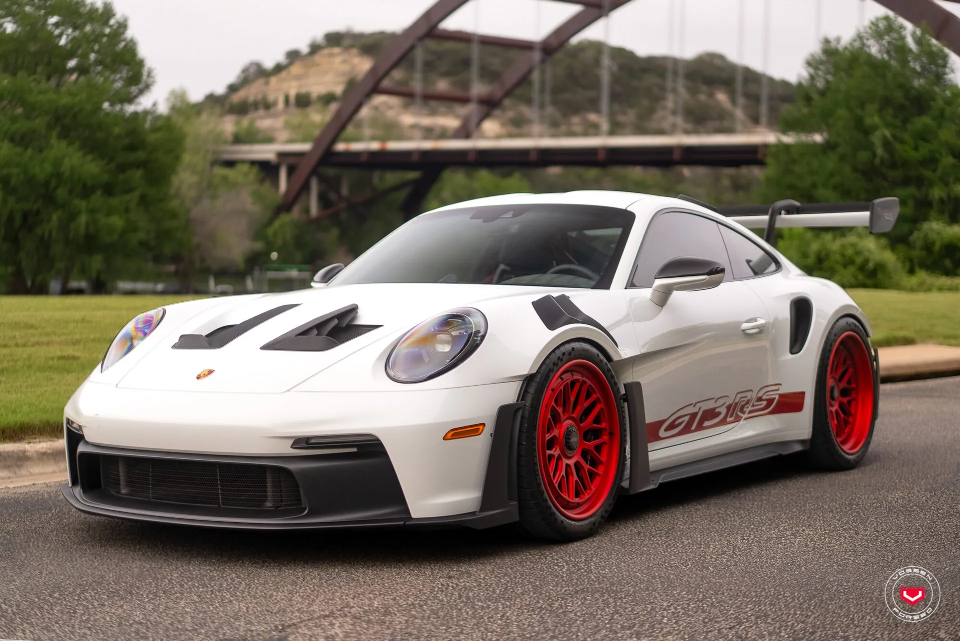 Porsche 992, 4