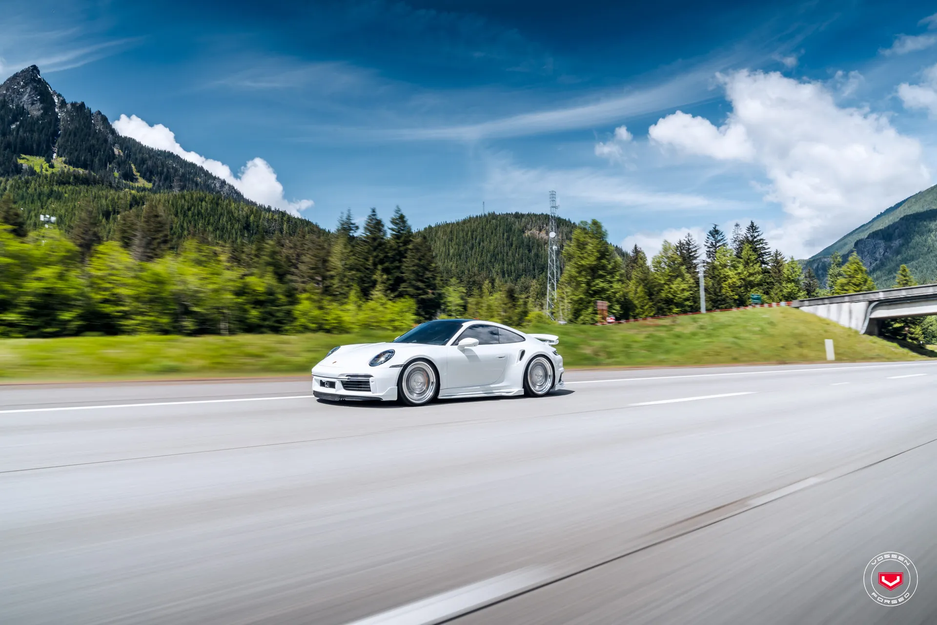 Porsche 992, 10