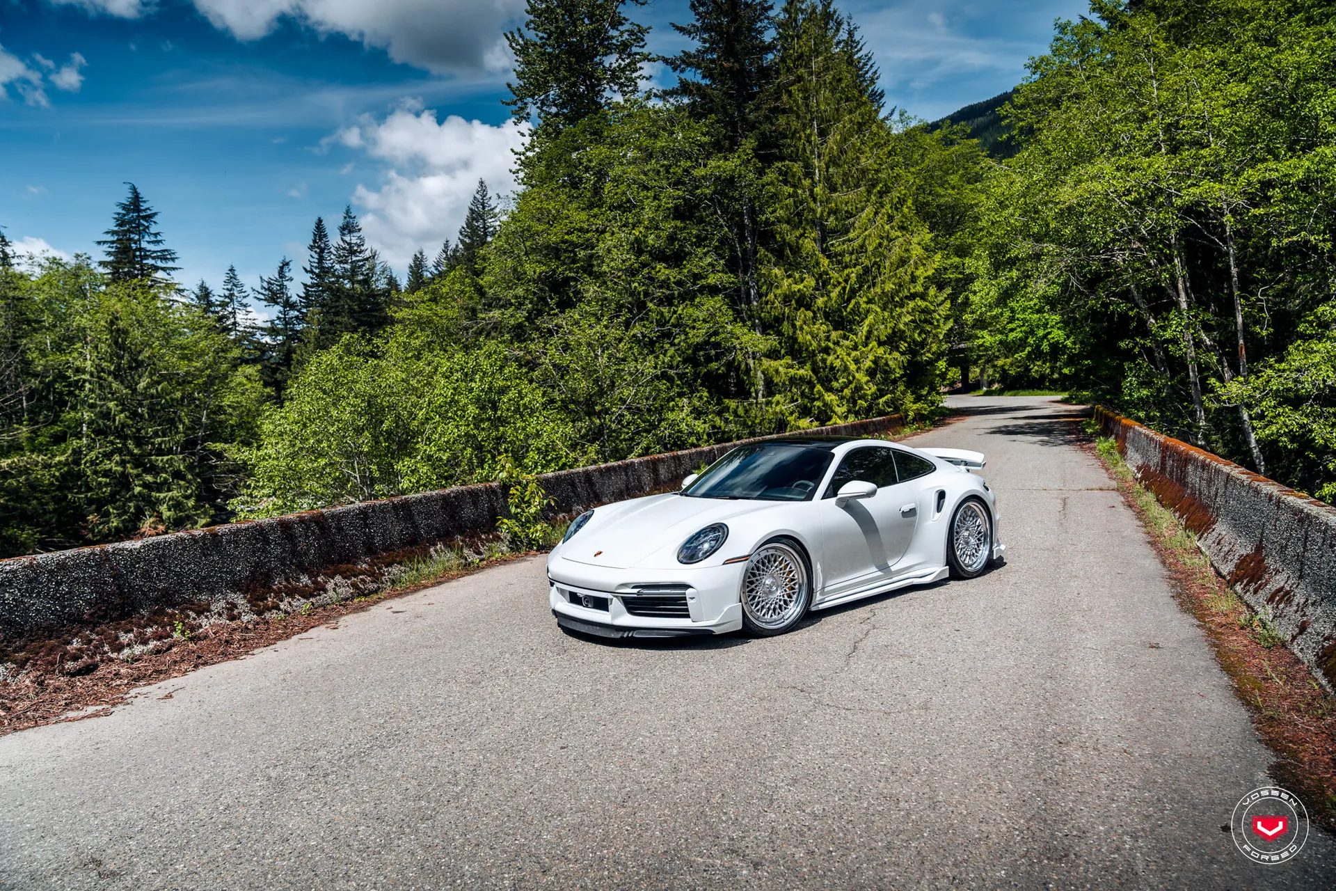 Porsche 992, 2