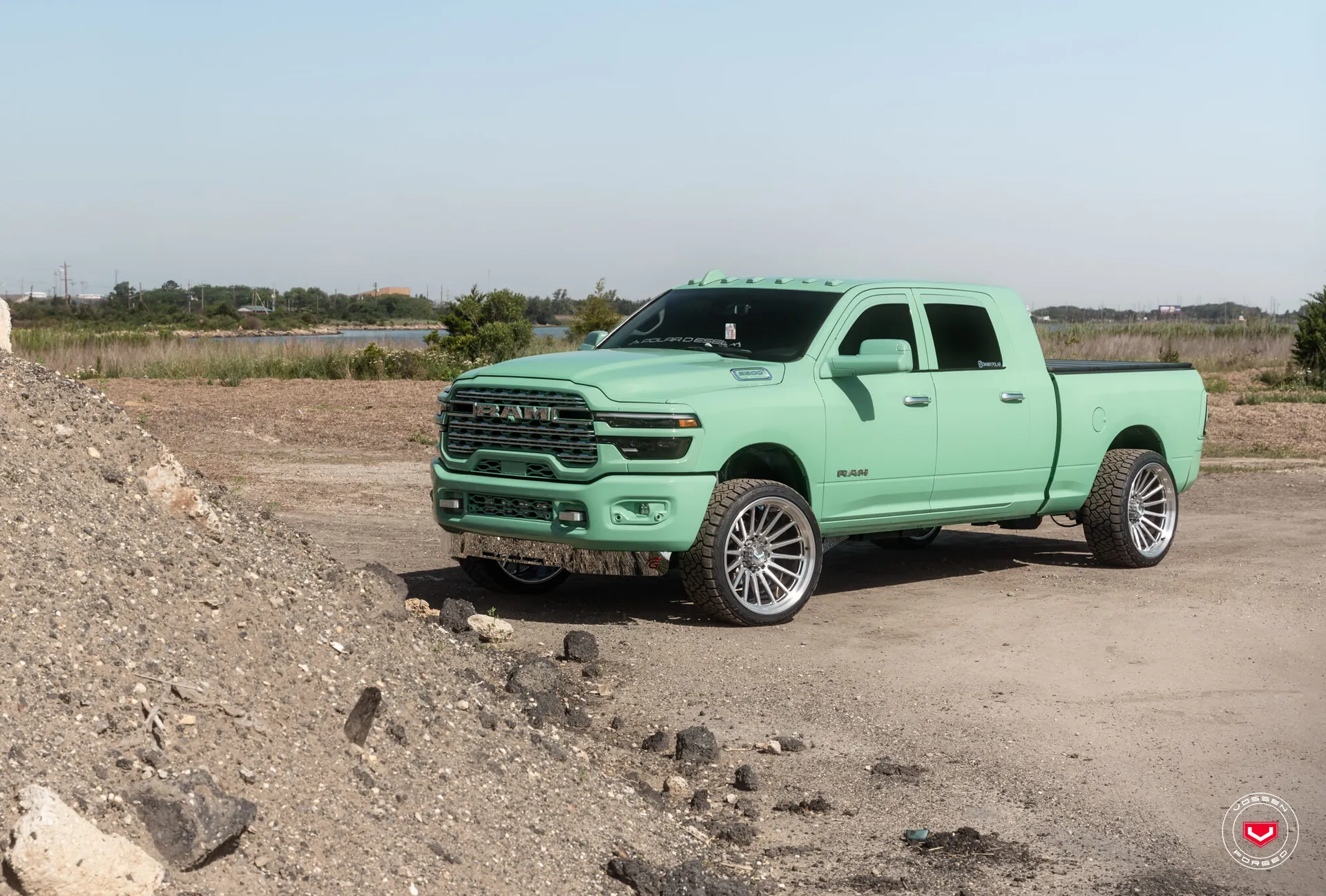 Dodge Ram 2500, 11