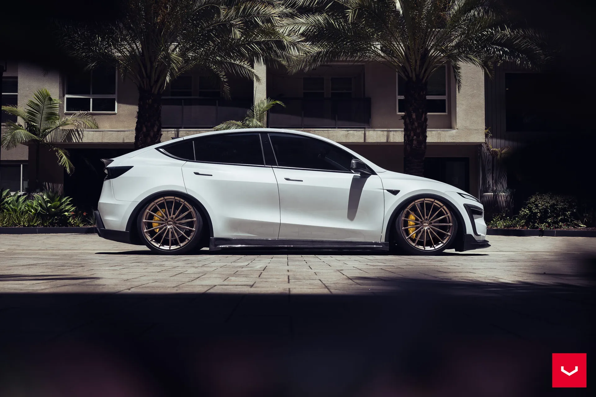 Tesla Model Y, 3