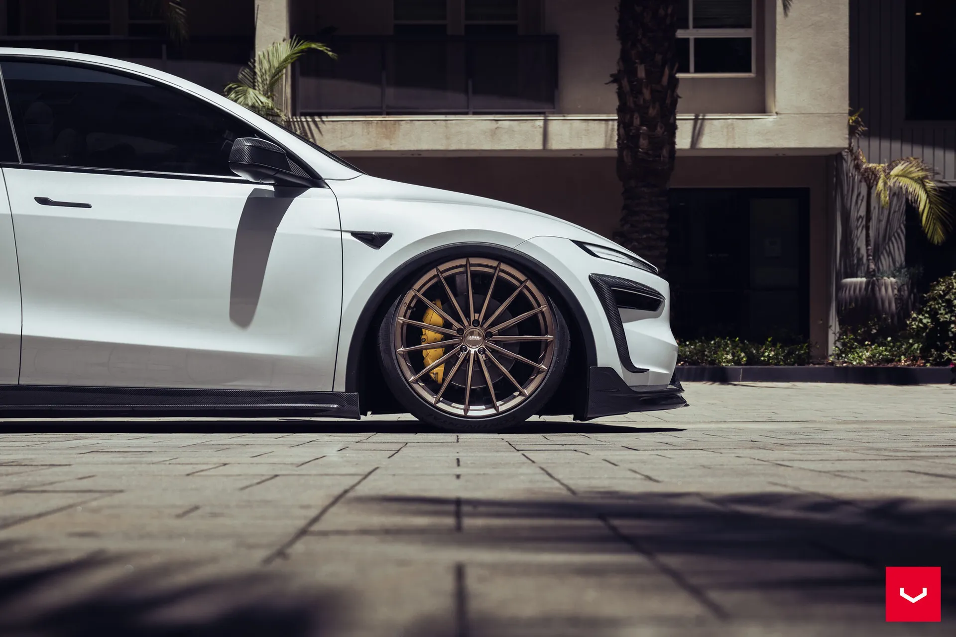 Tesla Model Y, 17