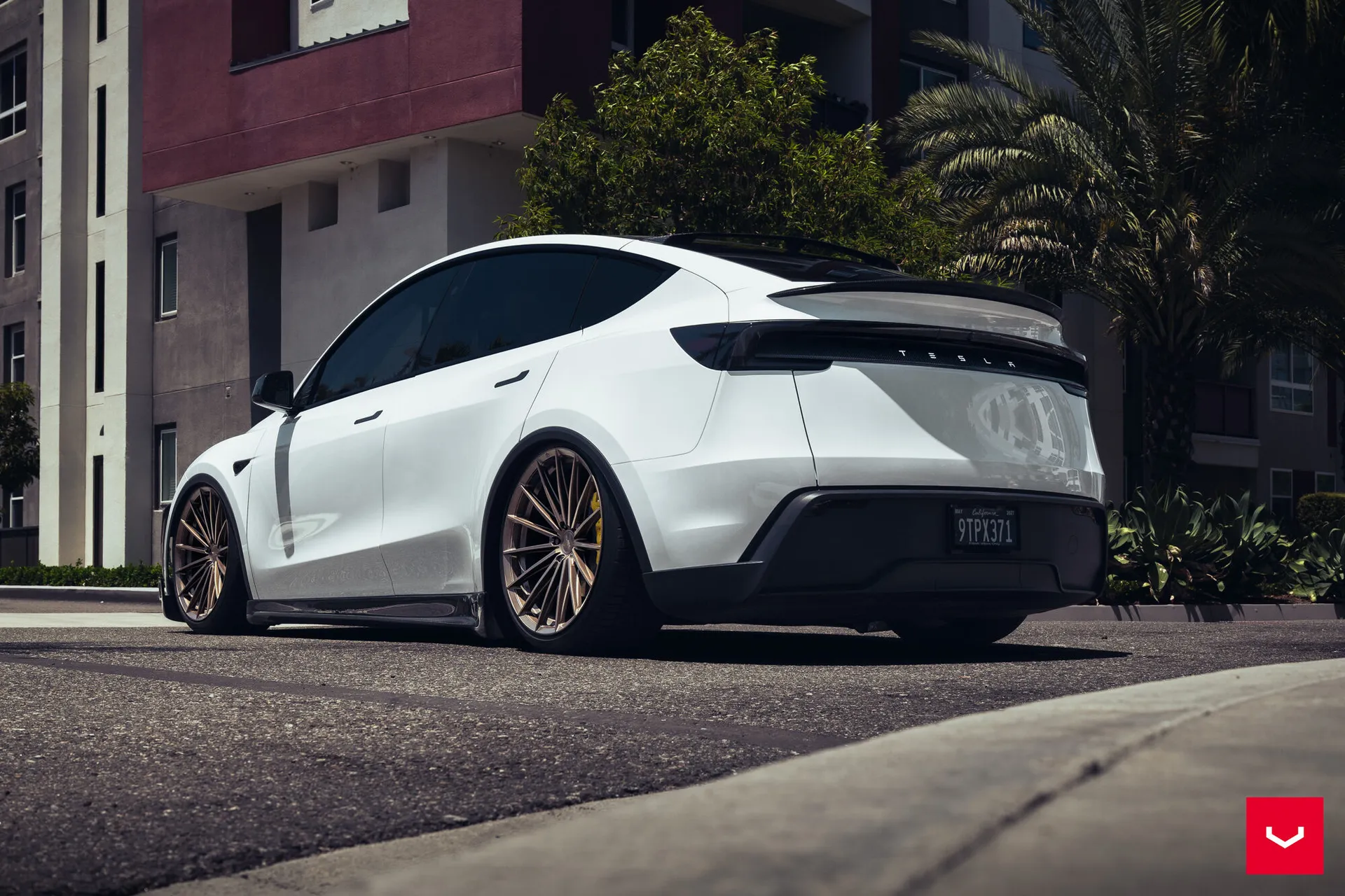Tesla Model Y, 15