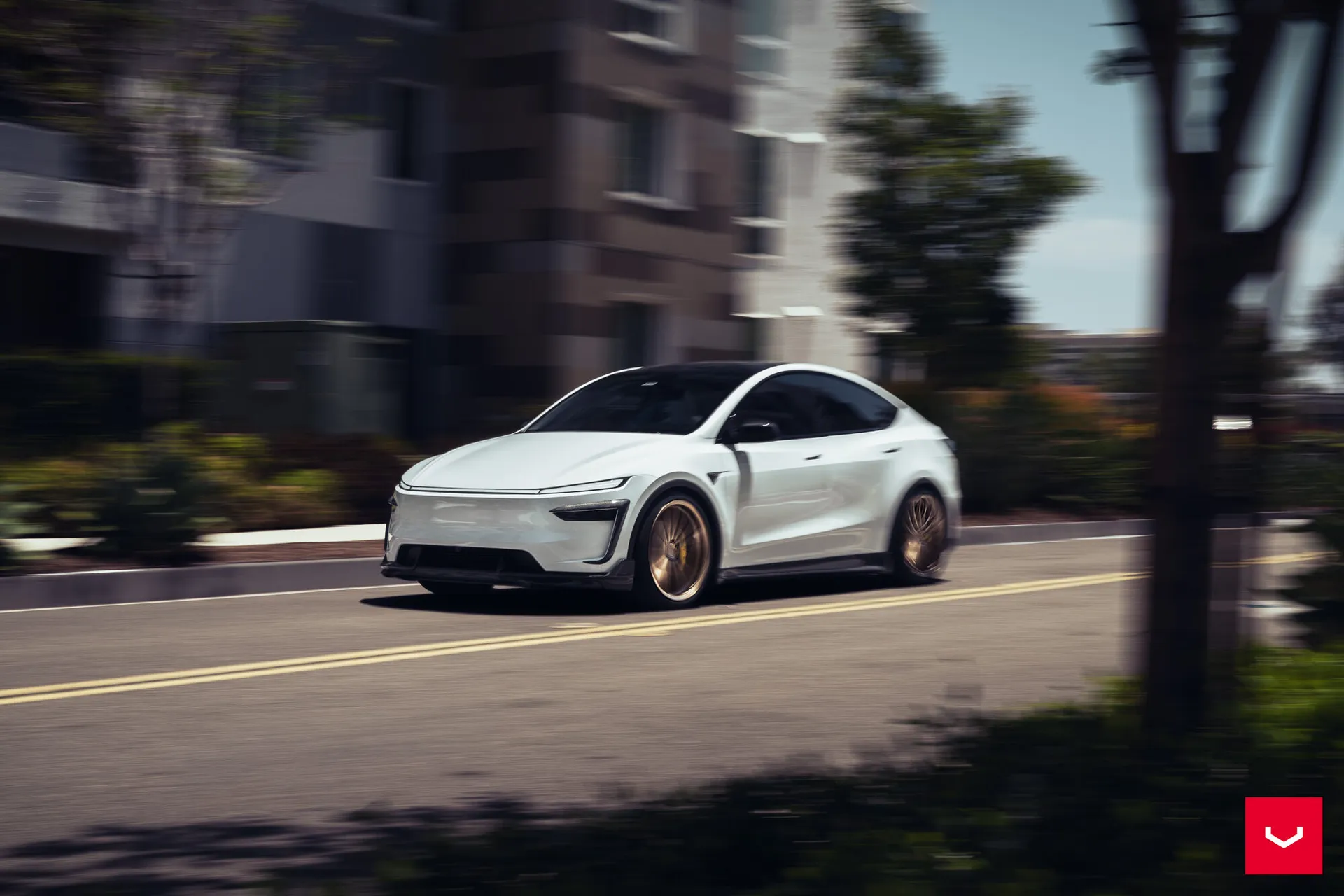 Tesla Model Y, 5