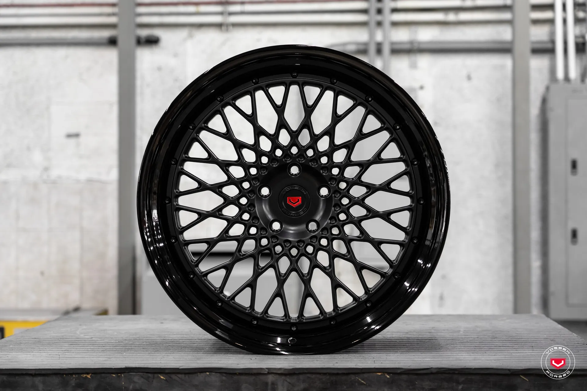 Satin Black | Gloss Black, 16