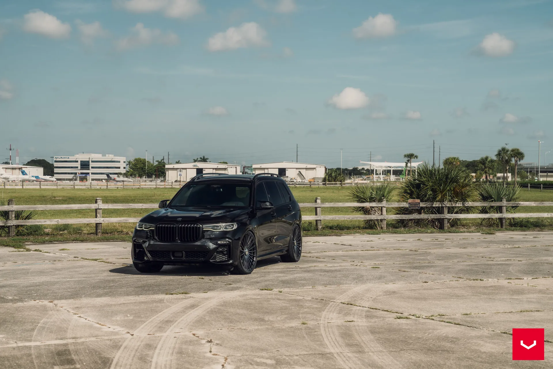 BMW X7 / X7M, 12
