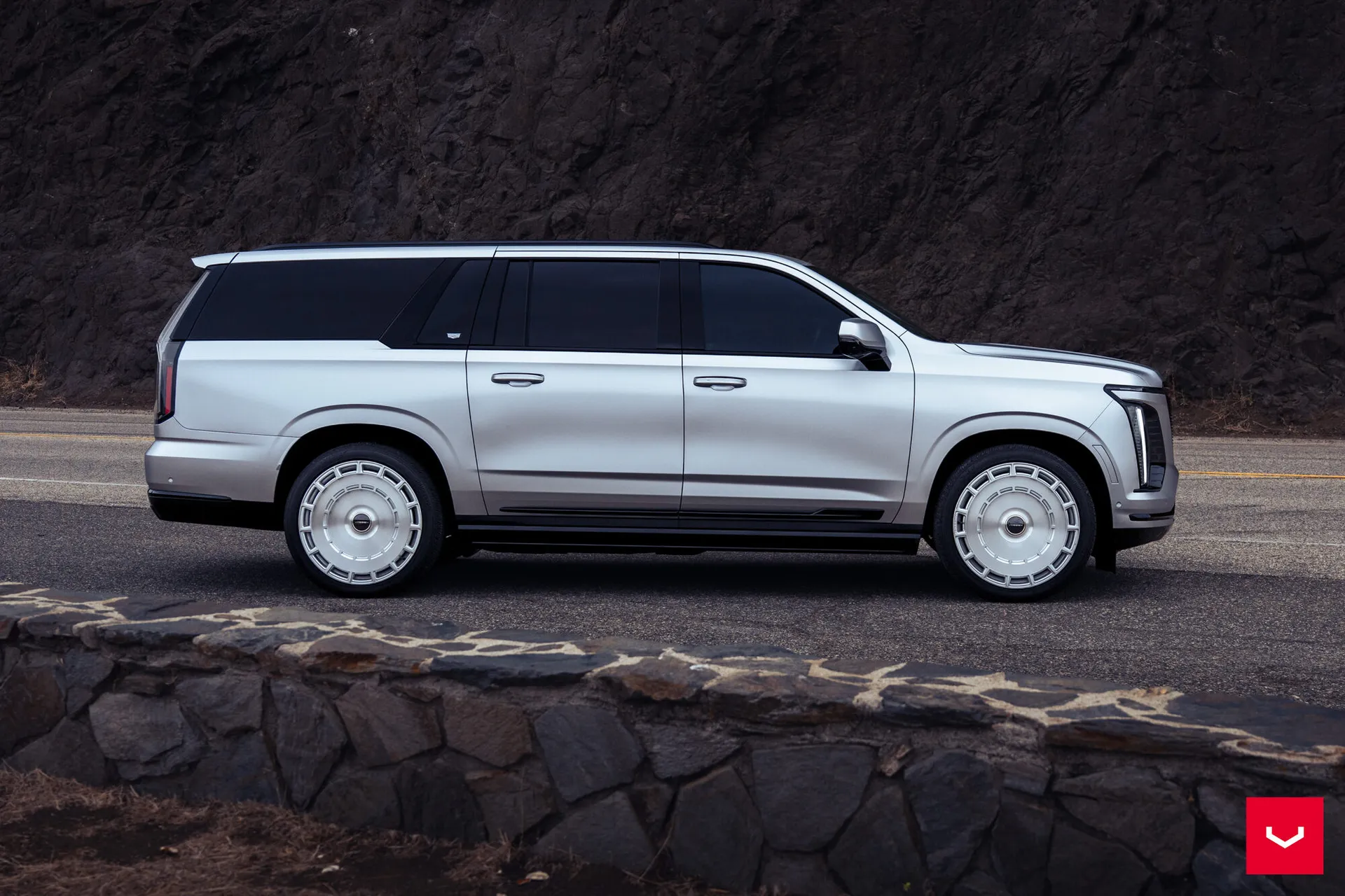 Cadillac Escalade, 23