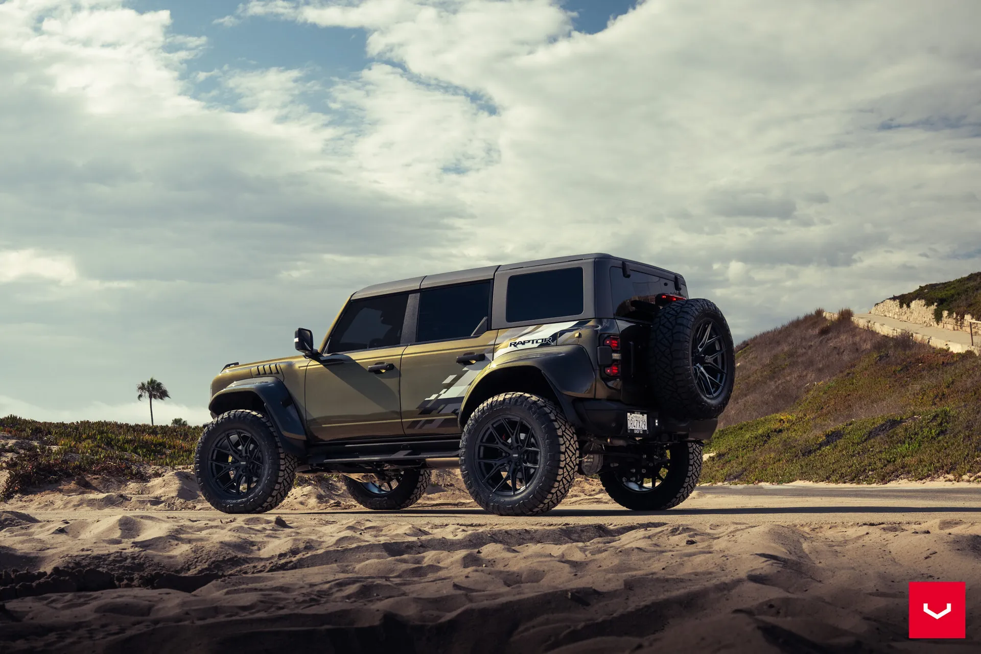 Ford Bronco, 13