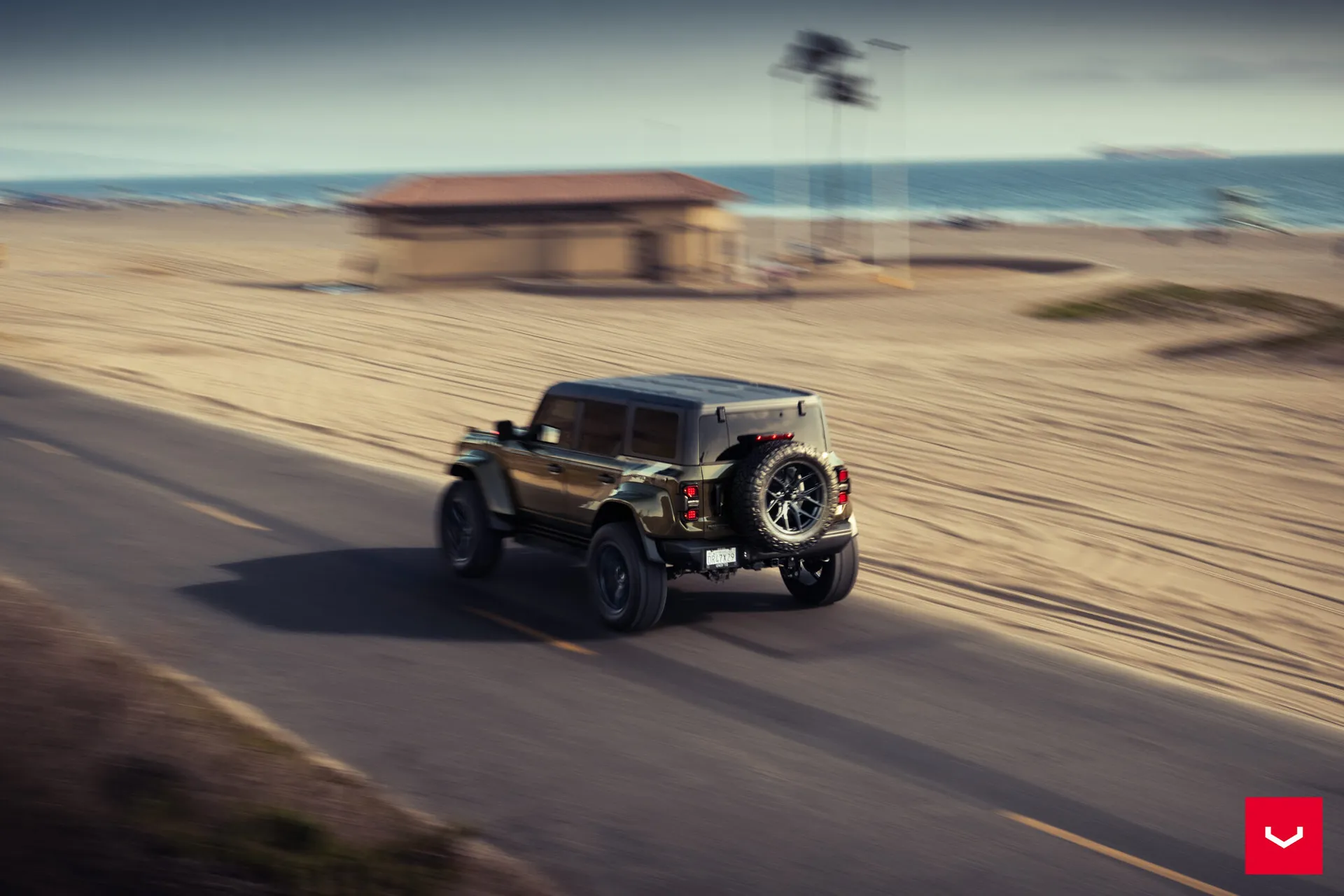 Ford Bronco, 6