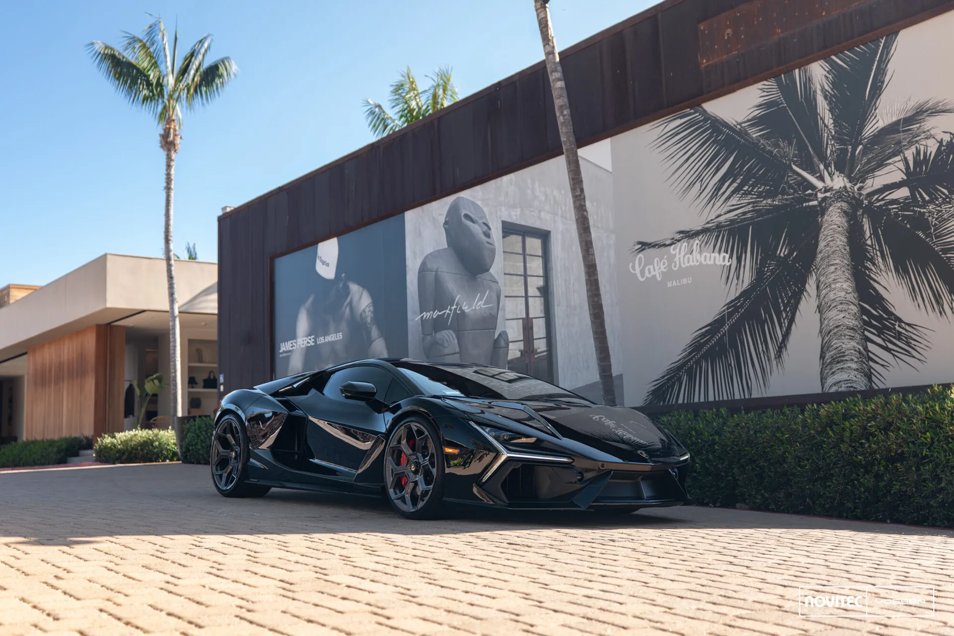 Lamborghini Revuelto, 19