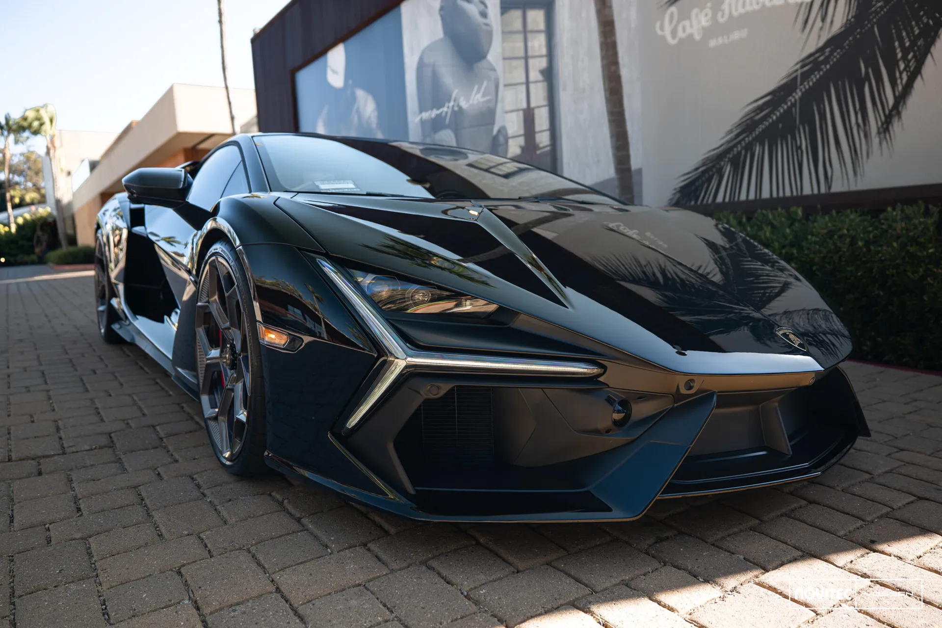 Lamborghini Revuelto, 15