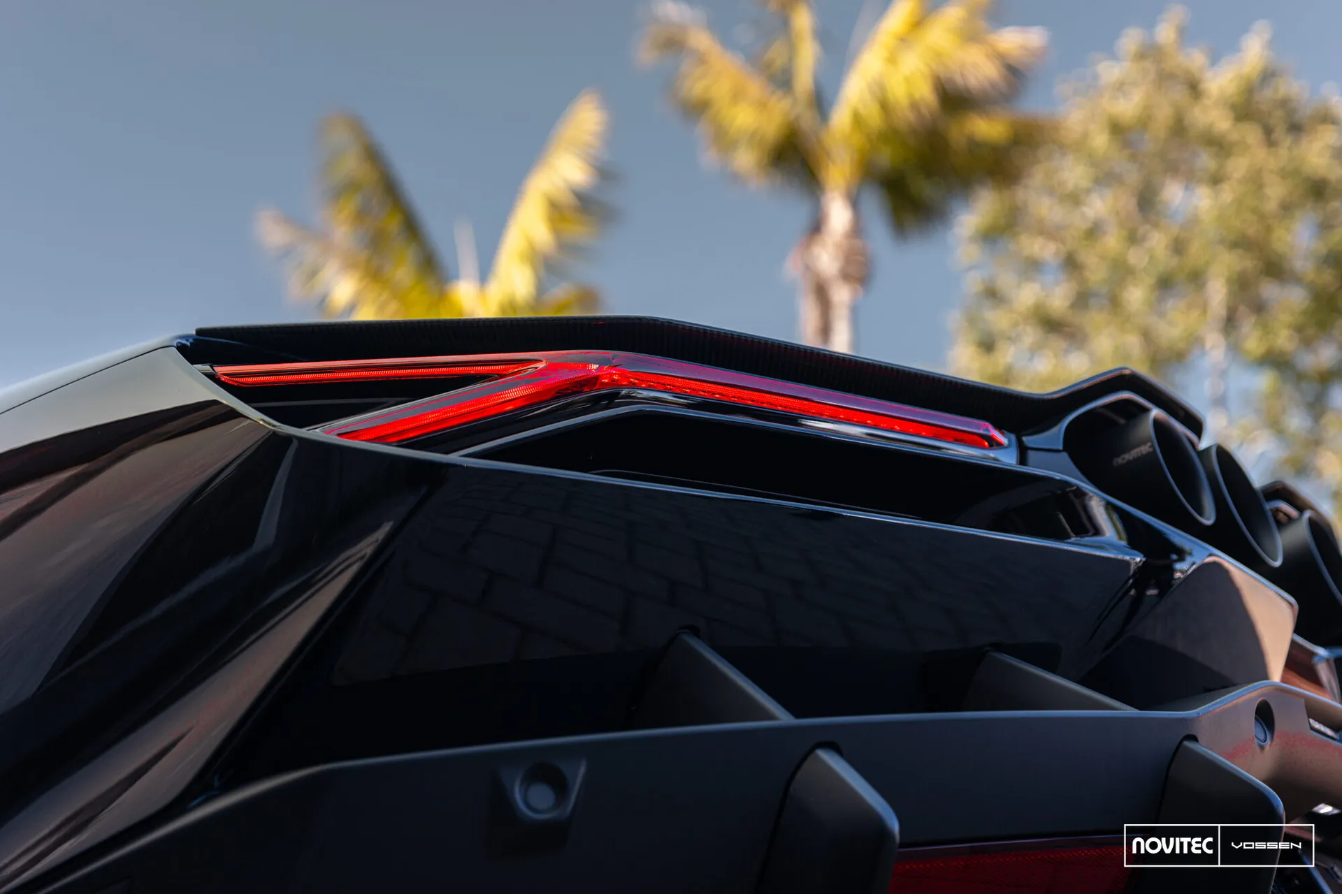 Lamborghini Revuelto, 13